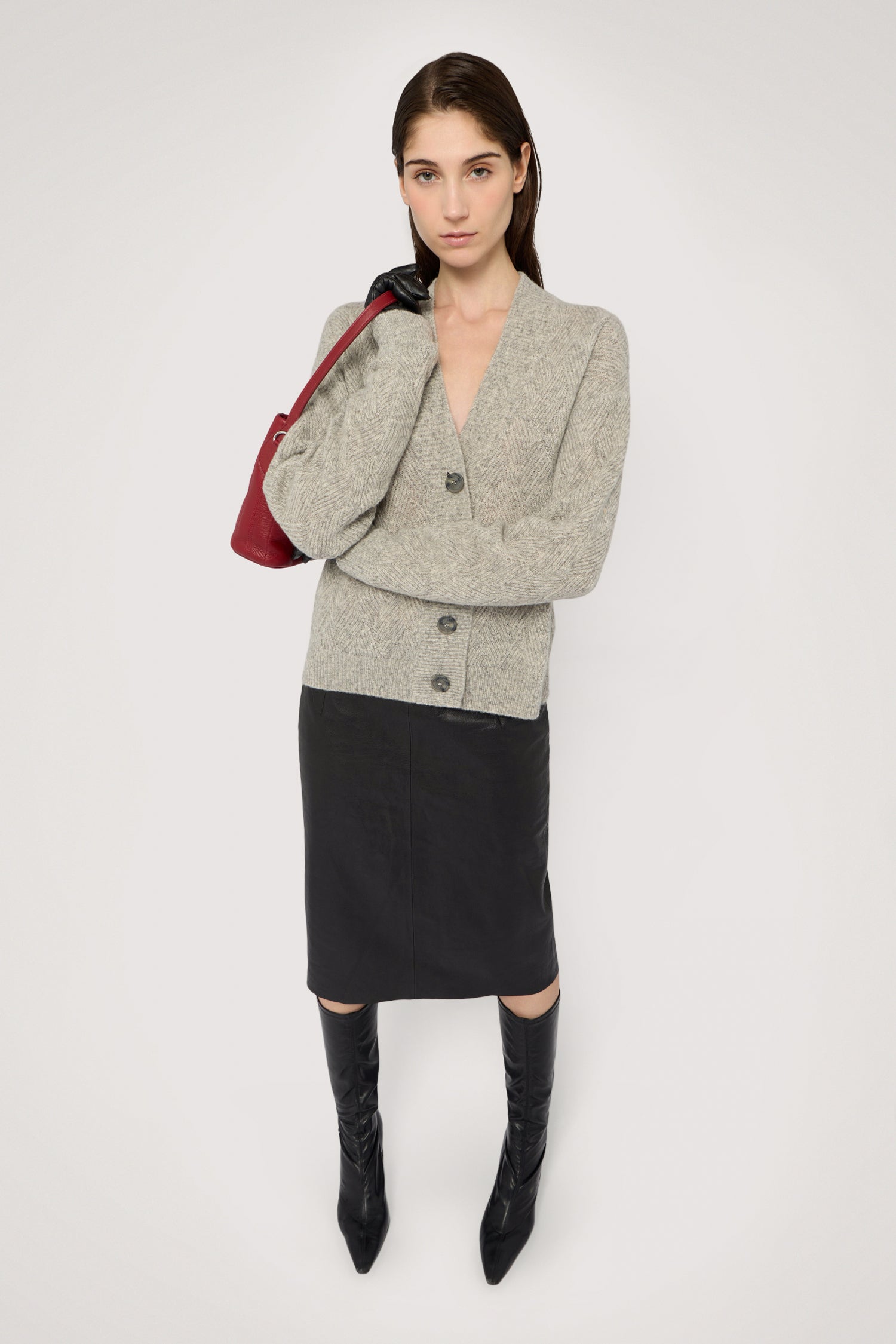 Cardigan in misto mohair super leggero 4|05ad3bedc17cf2cffbe80b8cf478c93677c823e7b806172bbe5ea5e63ec13b67