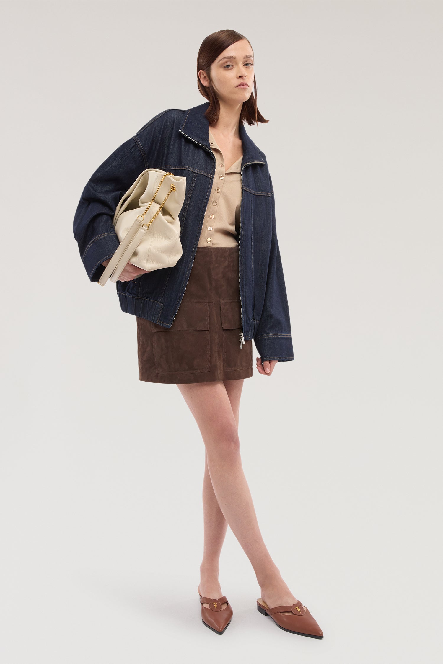 Cardigan in viscosa con ricamo 4|3fd636083868e549e69d7db354eaaf336b10c5c169748448b875cd902f897629