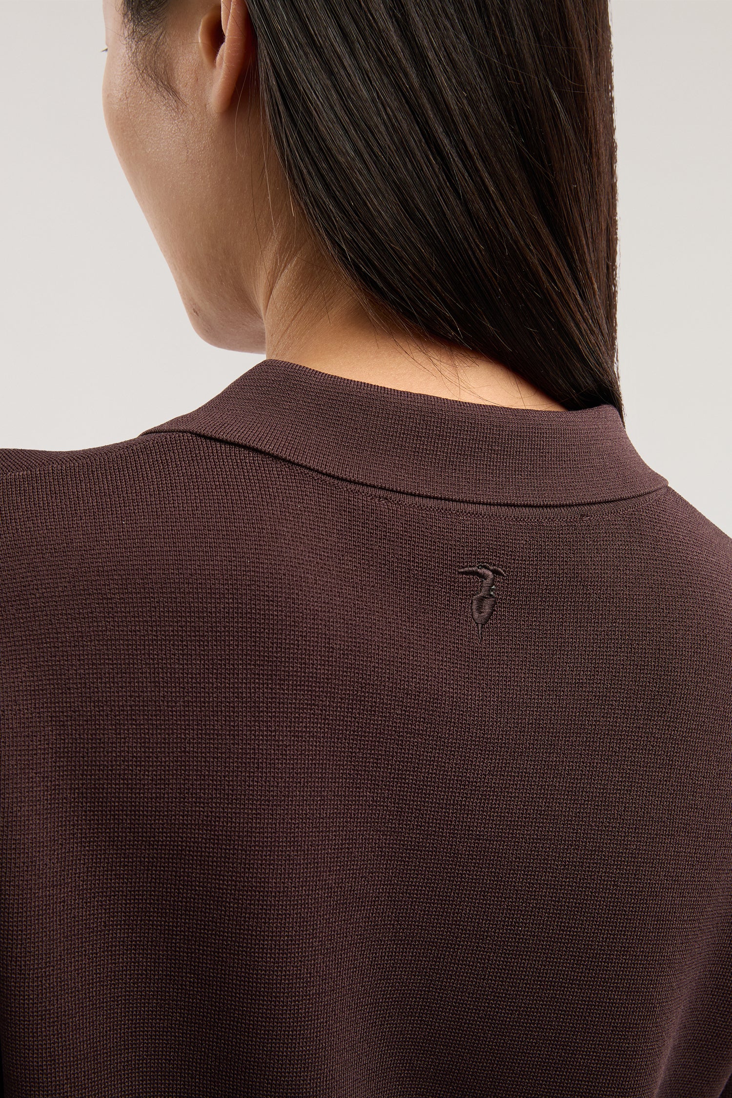 Polo crop in maglia di viscosa punto milano 4|a1b8d17fcf3d660aaf46092406f47d2fc7c08a574c1d514eae60d83084346c93