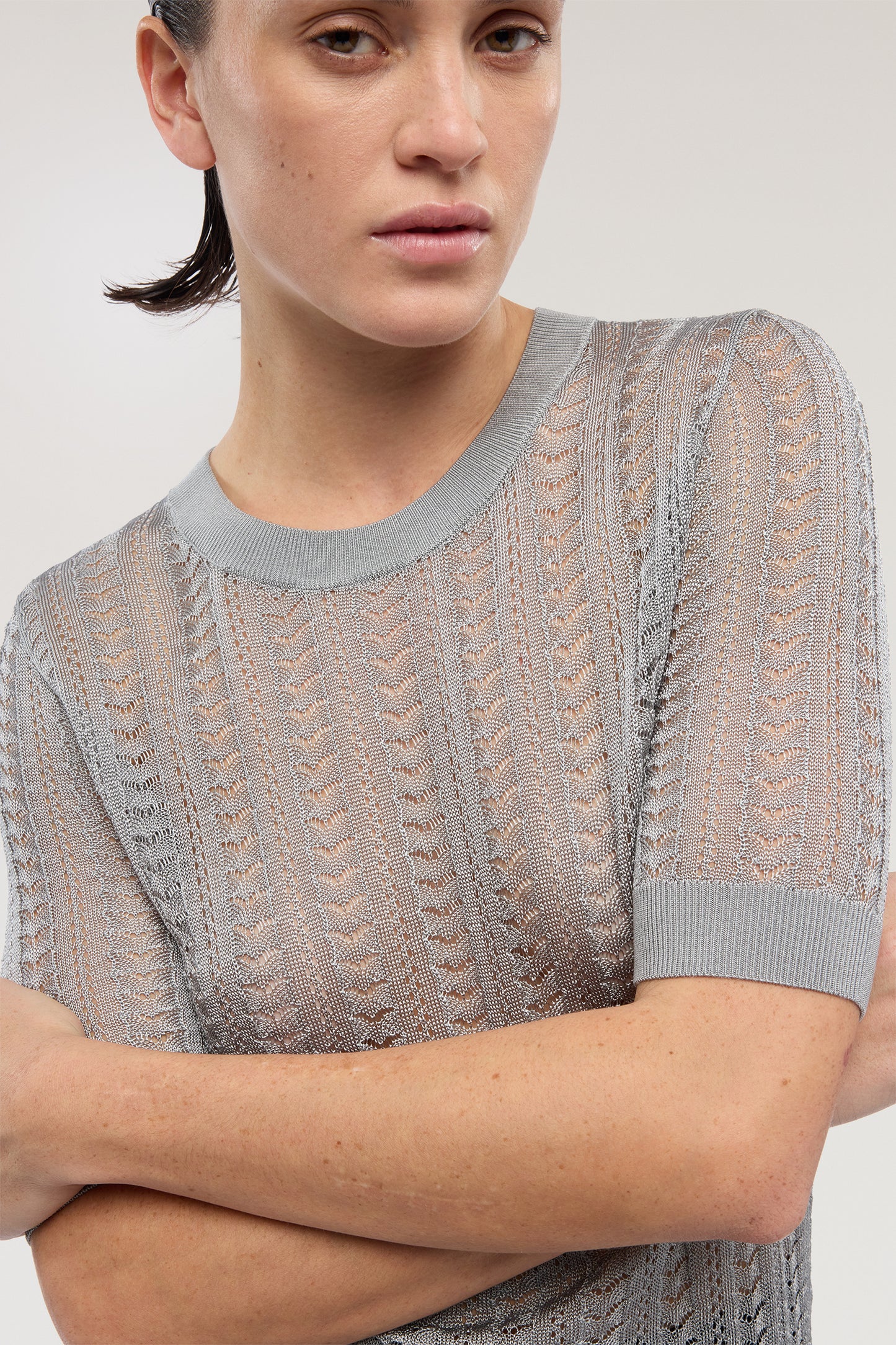 Maglia a manica corta in viscosa punto pizzo 1|a6672ed5893e0e2c2c4cf4340c8e9481812b07d61e680ee2b0d8bae5428389cc