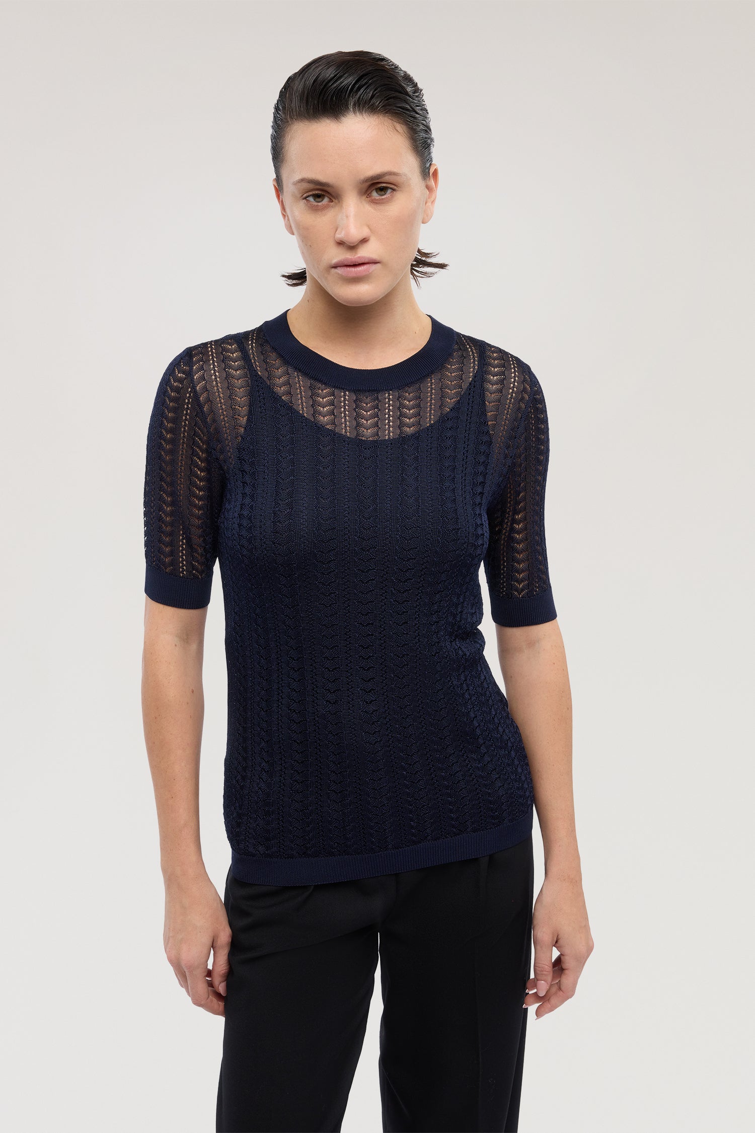 Maglia a manica corta in viscosa punto pizzo 1|f0bdc8a9b1a1651c5606c03cff9417e591f99736b040563b6e57bea5e2a4ae86