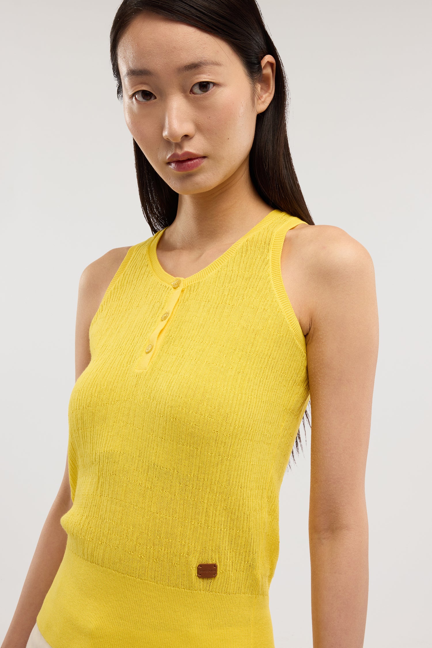 Tank top in cotone crepe con punto 3D 4|76cc685c20523f28fc3a4c239d32451c97f98c654148e37d28d1021a3df3f206