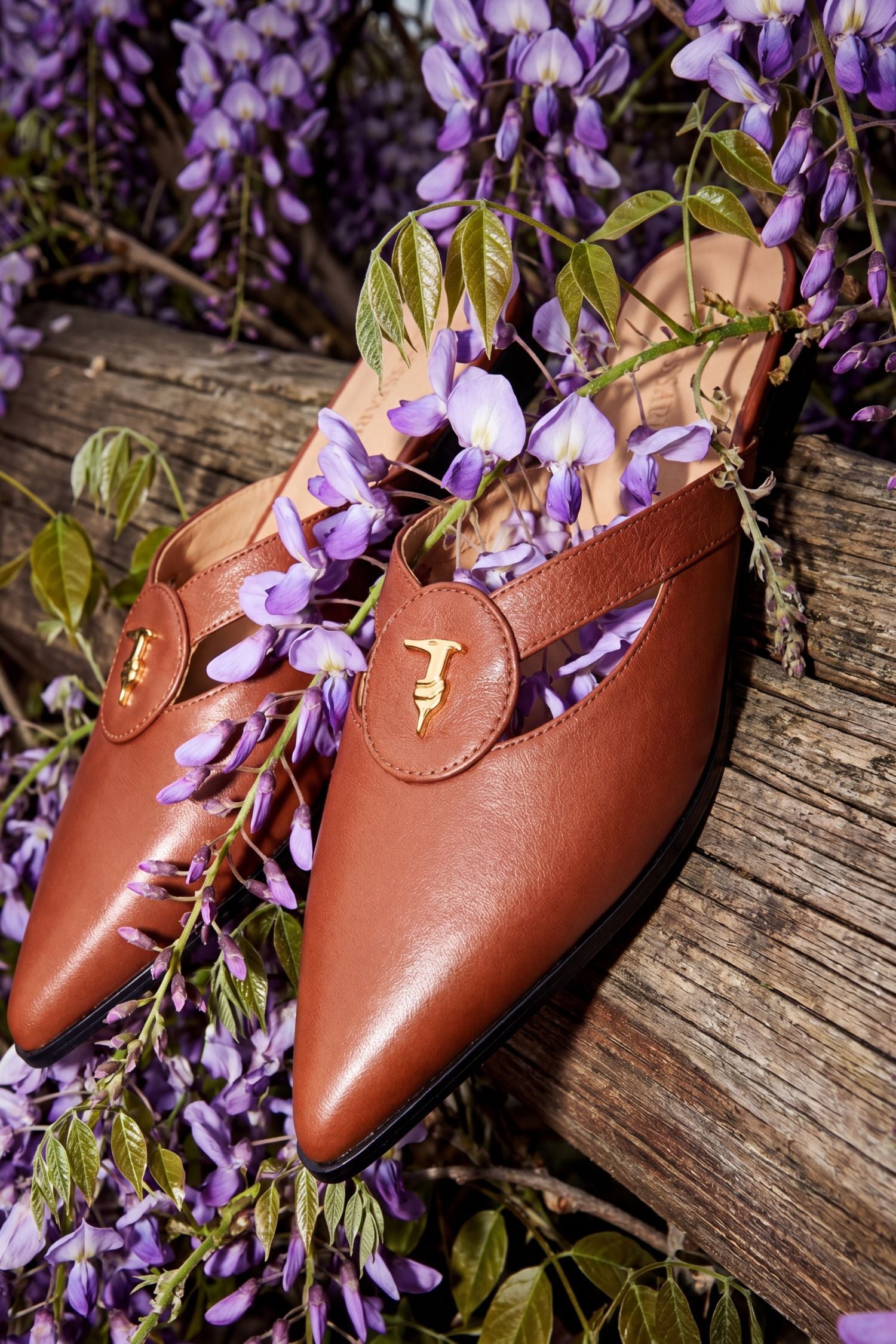 Mules in pelle 4|909b605c2233d17c52f11eb753017cf88459480cbe7ce779011e717c9714d236