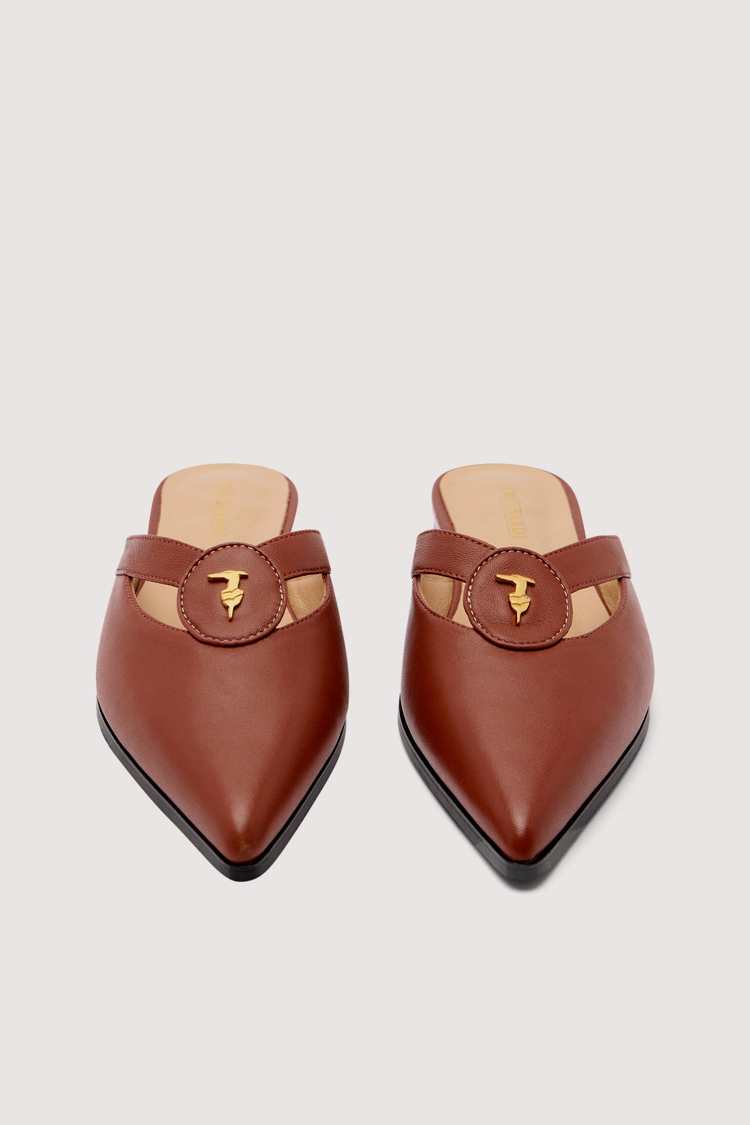 Mules in pelle 1|7e597bf58f69fc1fa48ae0f39300f5cdccb6b0a0f1f157686ccb74a6e865bceb