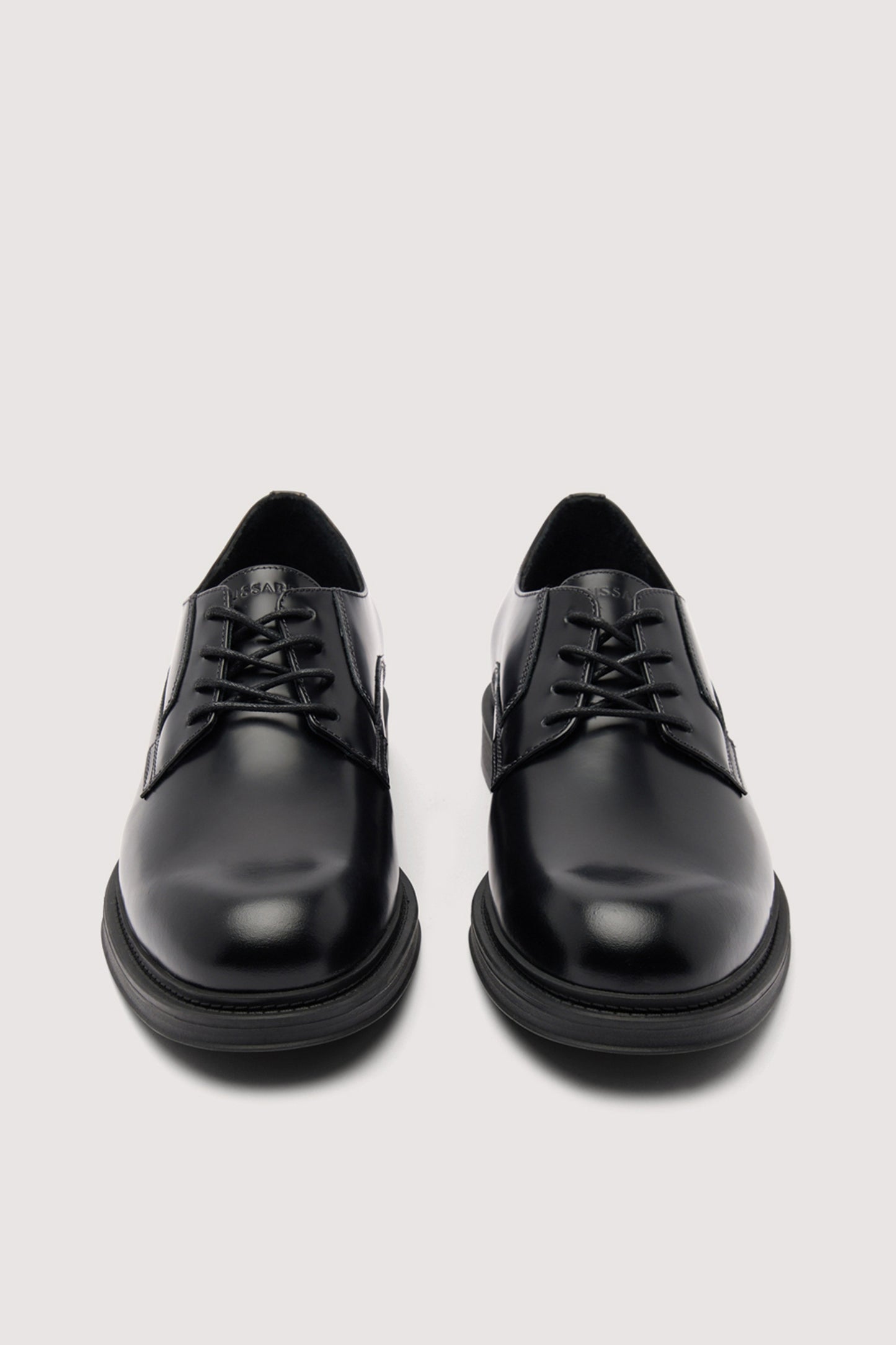 Scarpe stringate in pelle 1|6f09a612f9ea126eb00e065fa27b1a82415564872354c9e1f685e4c196a5800f