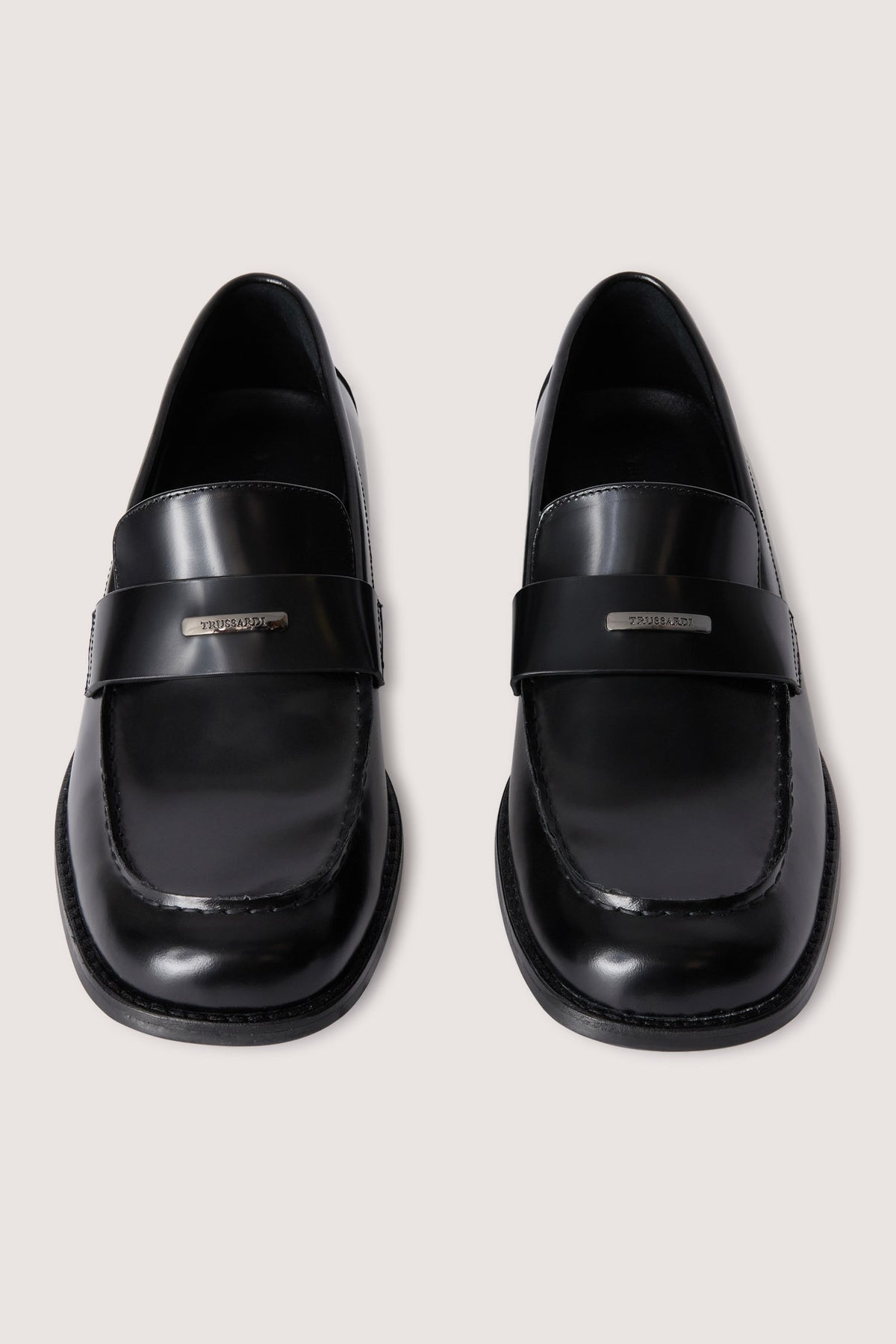Loafer con fascia e placca metallica 1|475bcf6aa05a158aad51e1c4bab3c7bc79d6877ec9b04ae553e70636a62b7969