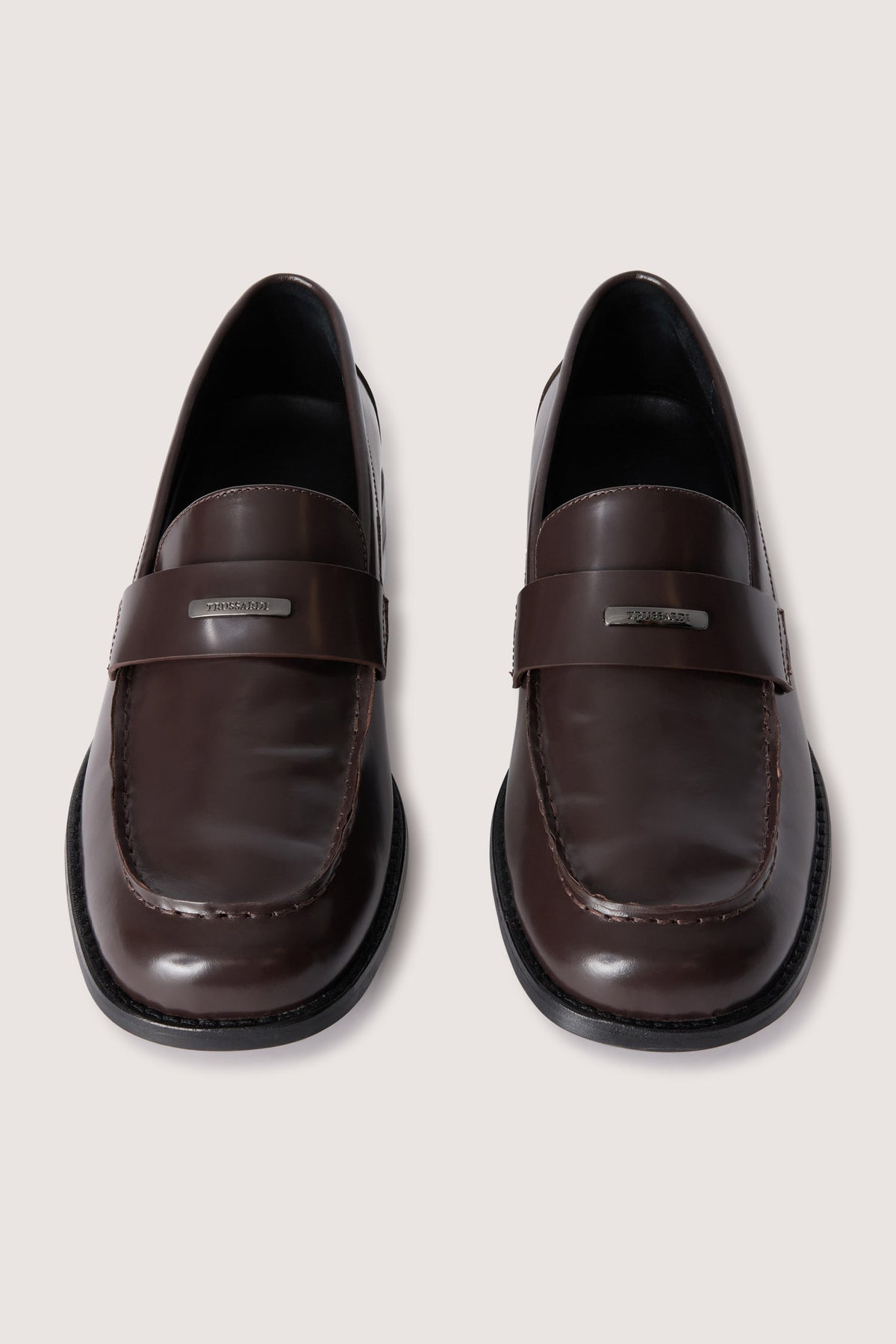 Loafer con fascia e placca metallica 3|9a7e4cb6d126005ae614754fce7e53b90e0c6eff684f291e71258f2abd346f95