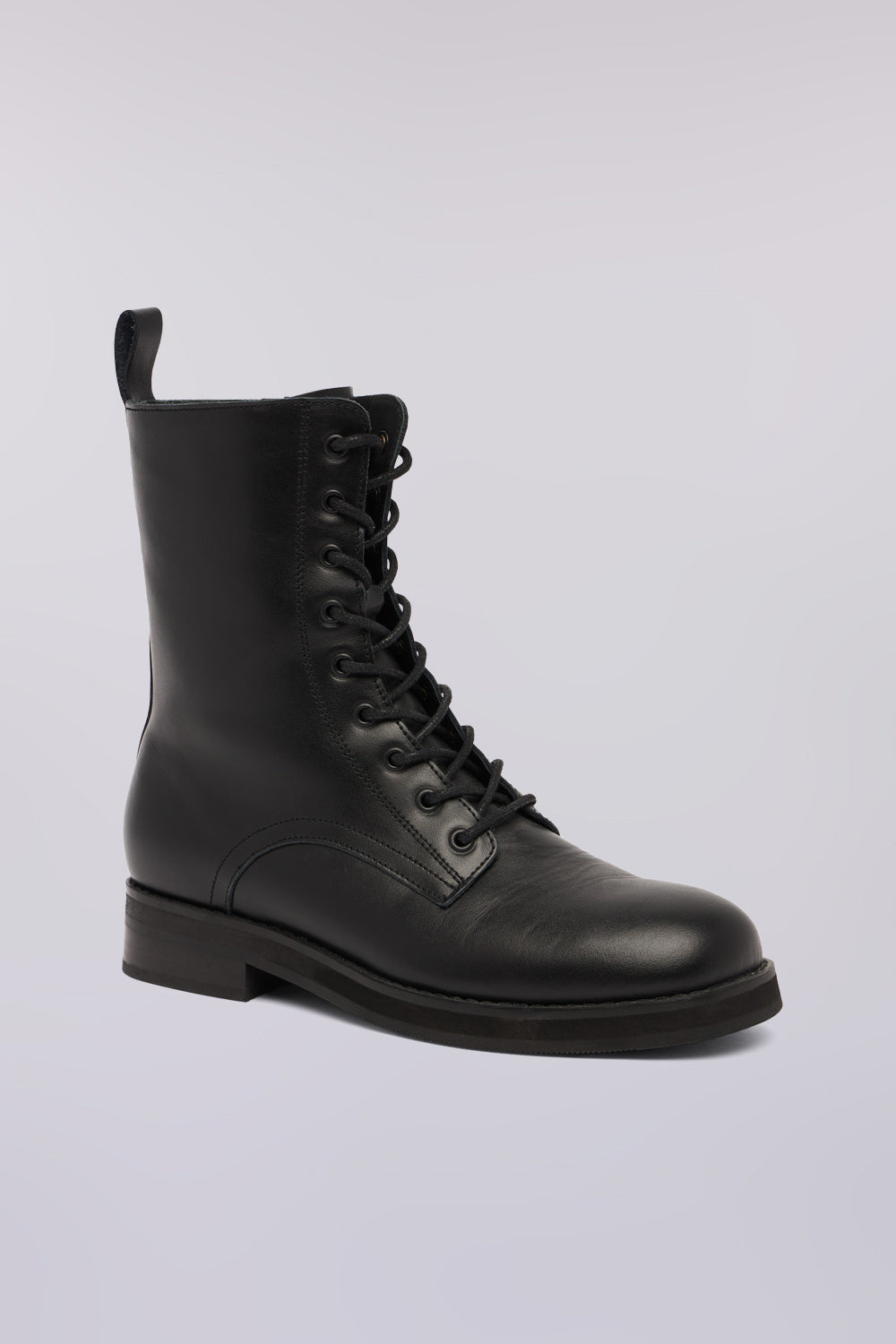 Stivali stringati in pelle 2|a8046b6a750f76ab5c31b9ac612c98604649347ad705aceca6af7c4e82c3b3cf