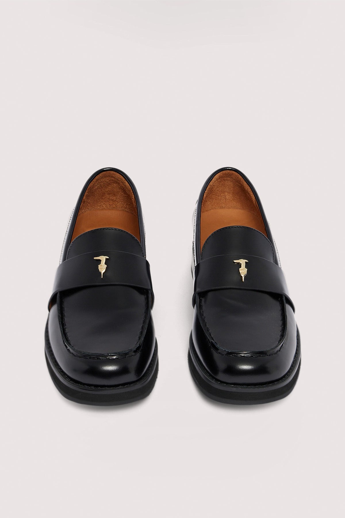 Mocassini in vitello con logo 7|127e0182029f8e94ffd397e2836d3cb3519436f974751d23f4c29e4d8511492c