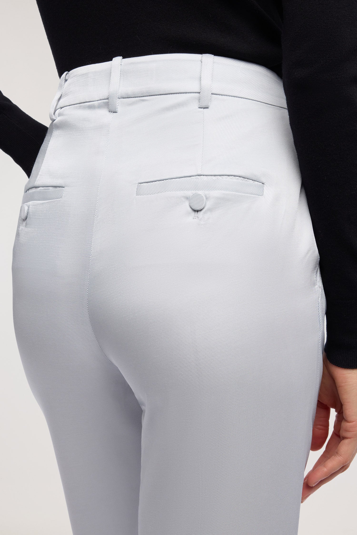 Pantalone flare in twill di viscosa 3|bbe494aa057a884f68b3fae9c5e4e2cd9c07e7b03d9d045bf72b3ce80dd90587