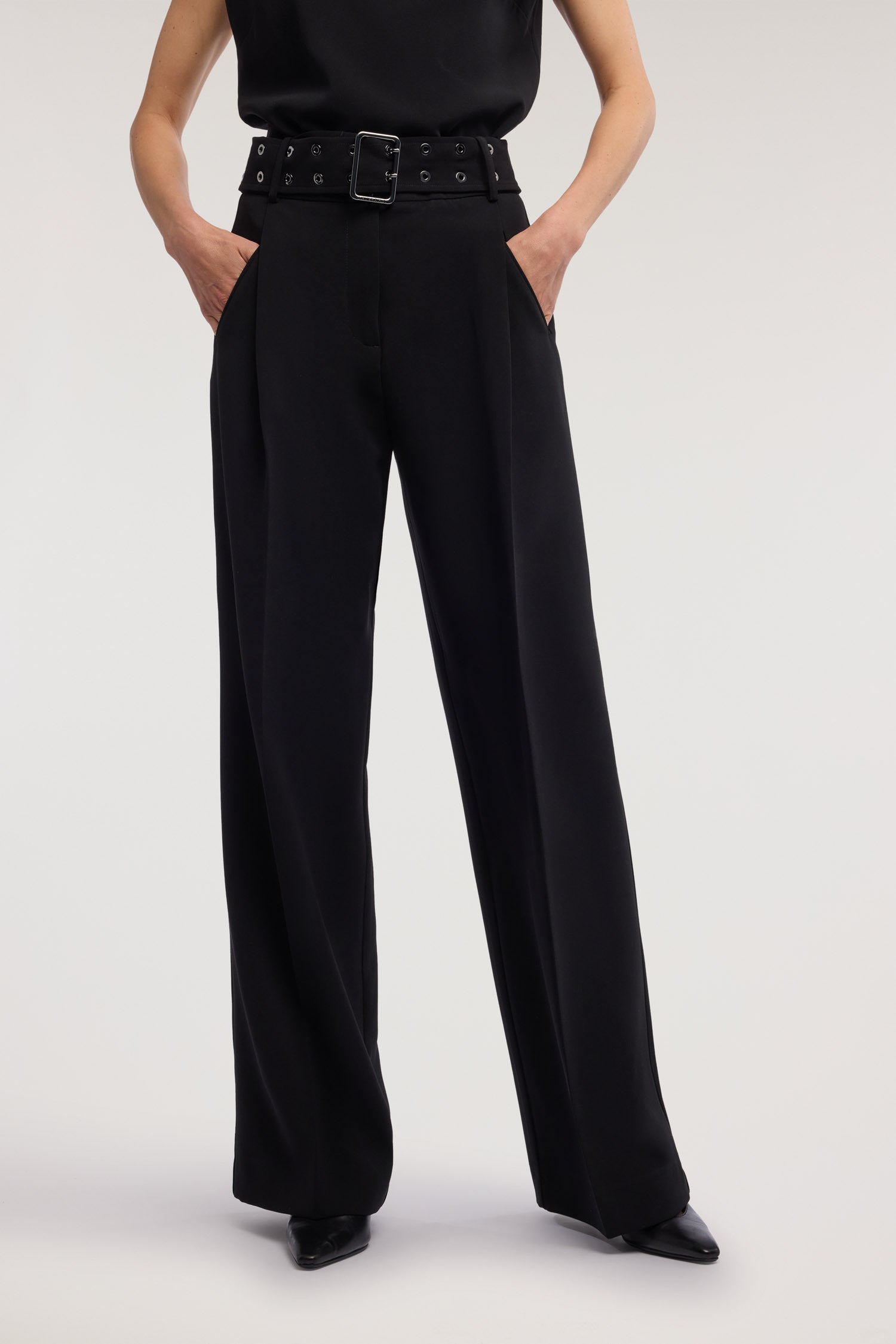 Pantalone palazzo in cady con cintura 2|8460d8505164065eff7021f0ce704abf5b22ba344651efd109ab19b56d8b704b