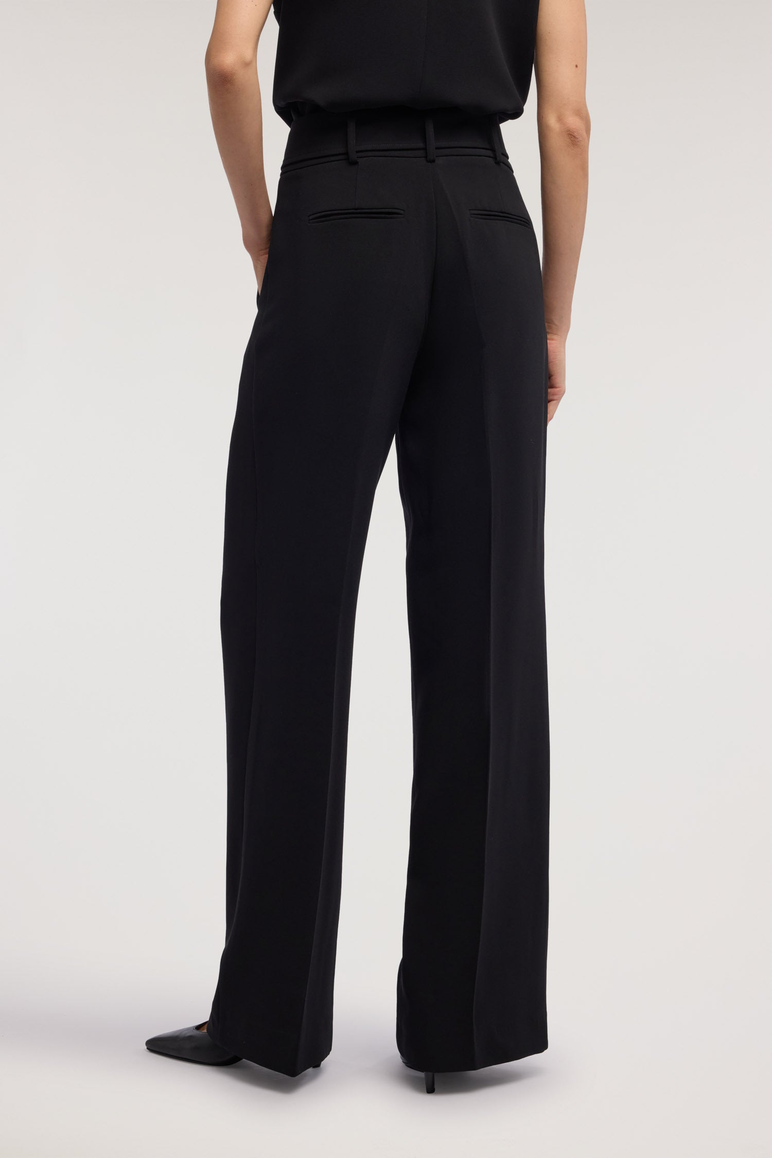 Pantalone palazzo in cady con cintura 4|caa0f424442ae0c62e963d86ea4b54ad0a27a78d47015fe3243be6920327c363