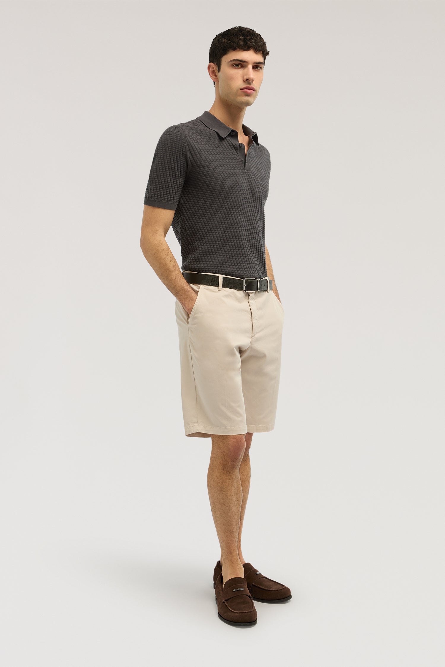 Bermuda Aviator slim fit in gabardina 4|f125f2d413dc85103e10b0604905a692550106e6627e7c8da5f2cdd75768f9f5