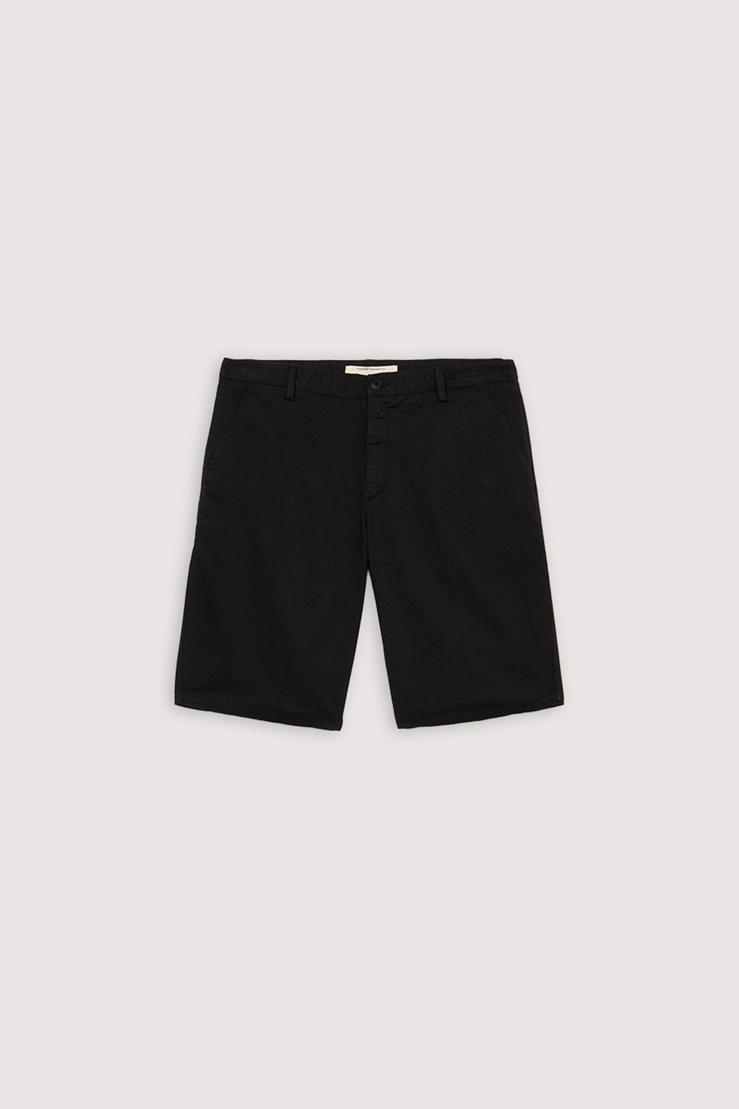 Bermuda Aviator slim fit in gabardina 5|9ff3b9bcf50578f34eaa89b0e8cdd5c572a806d7296ade5d3e2765411621631a