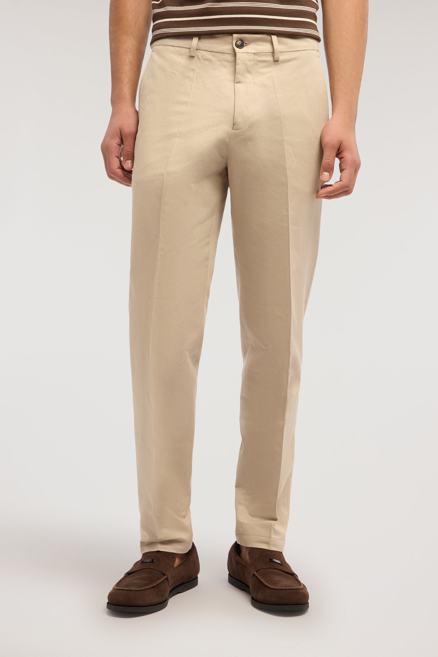 Pantaloni relaxed fit in misto lino 1|ad33611cb1ac8f241f032b47d48f4de278822ae2607a9548267ffcdf00a2f4fd