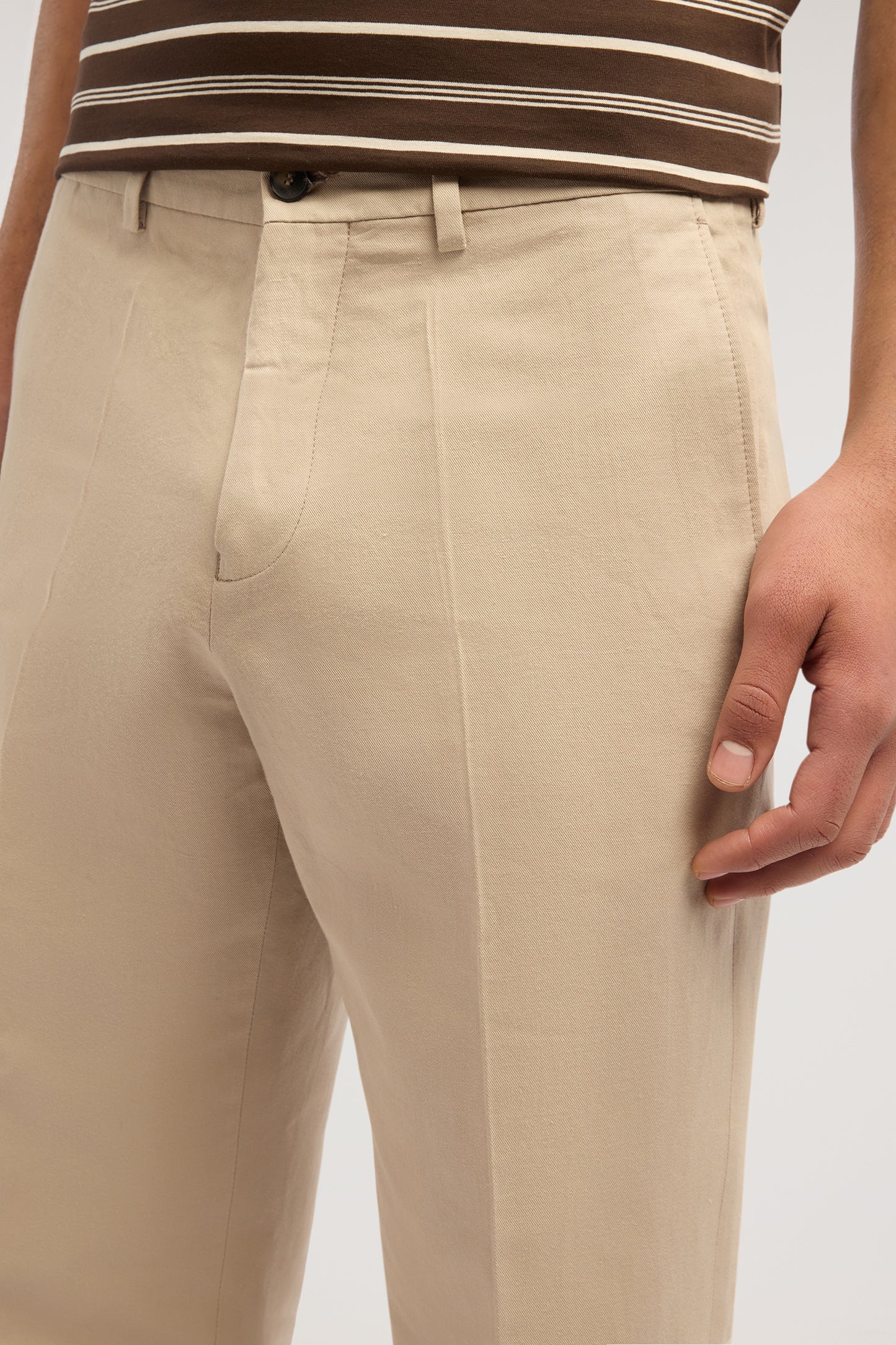 Pantaloni relaxed fit in misto lino 3|51f7d28ecc12c2212092f614496023572eb9cb257a570824fda13d97eacd12a6