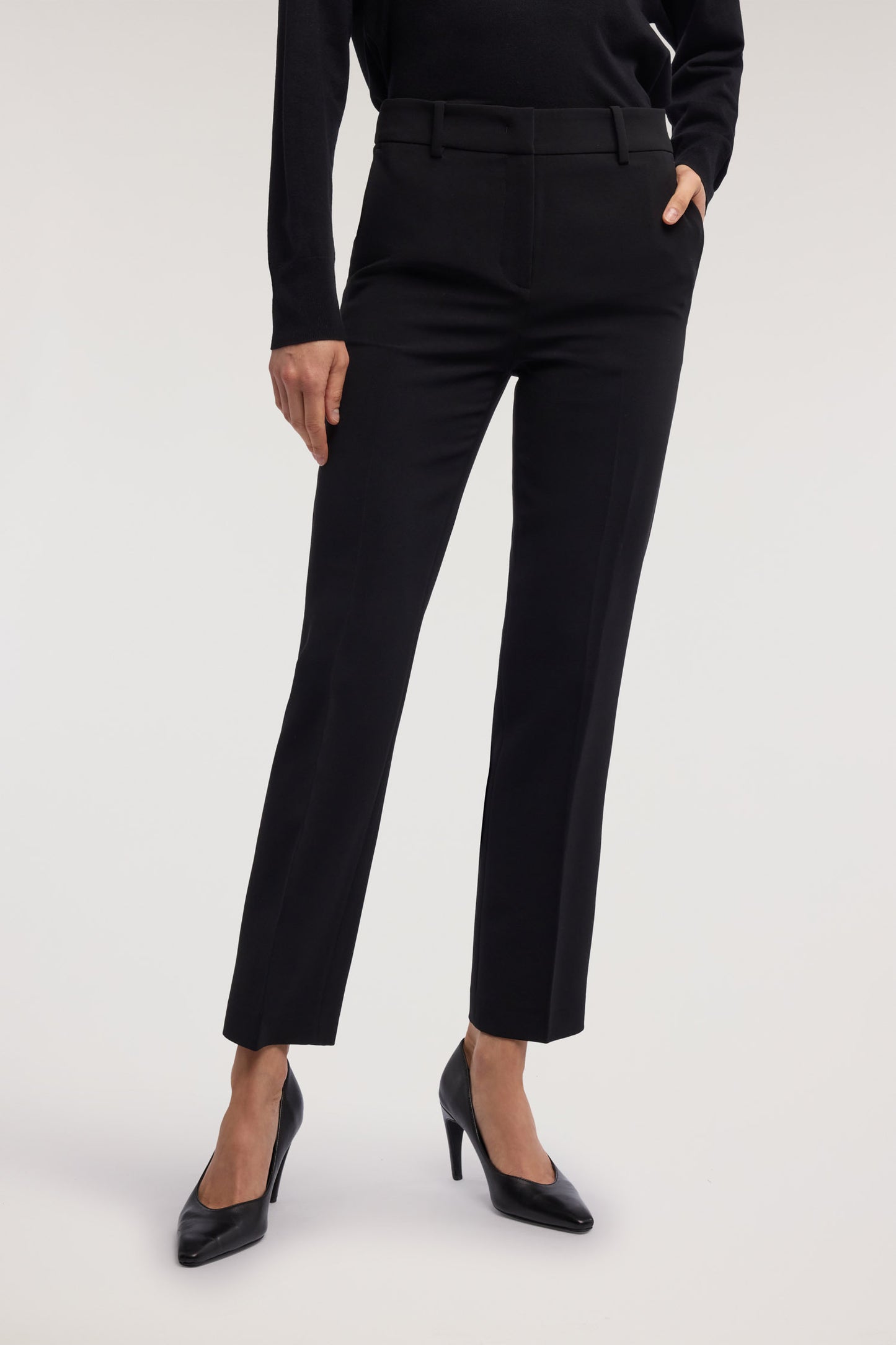 Pantaloni sigaretta in cady 1|9c081fc5055c2ae6dceec1abdb761242eba918fa30043cdfb1a8312ed7319b30