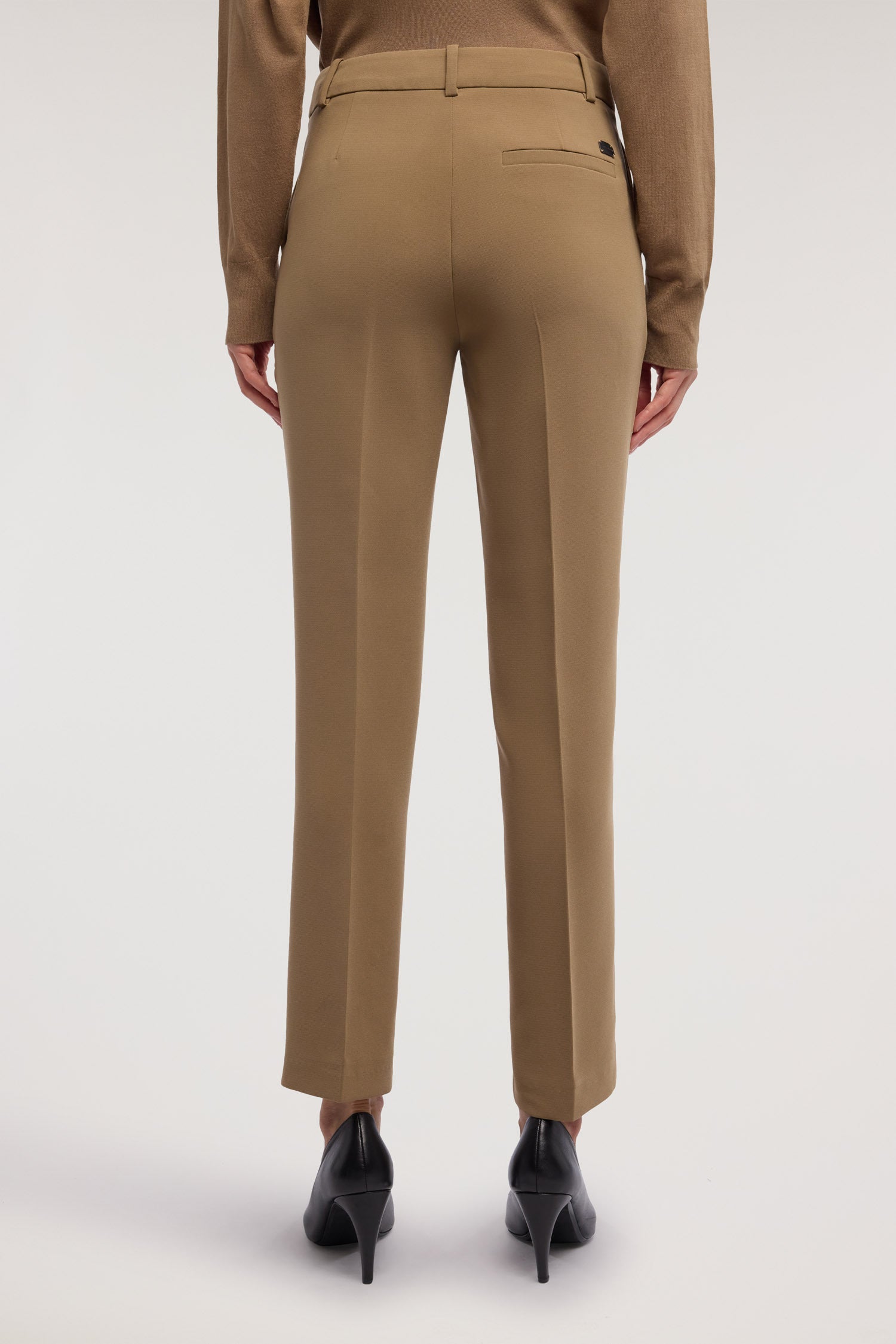Pantaloni sigaretta in cady 2|5d0e89c7c31fe5b49a436d9f6d719509b373964886ff855c5f31abdcdb191646