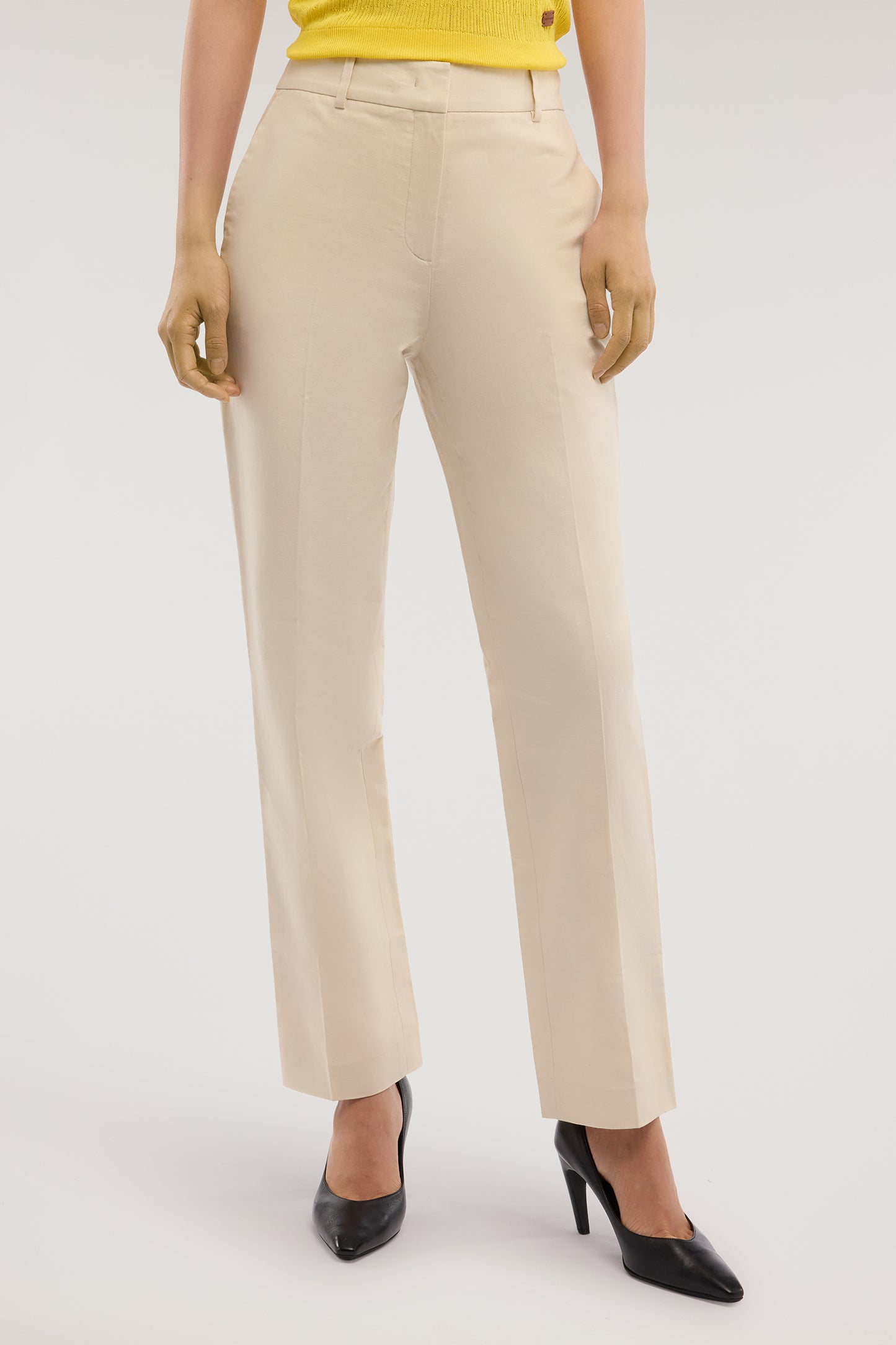 Pantaloni a sigaretta in cotone e lino 2|f9771558c6048dc271e5a60d19a36a8a04a5d199e5539e1537eb4b4b425a827b