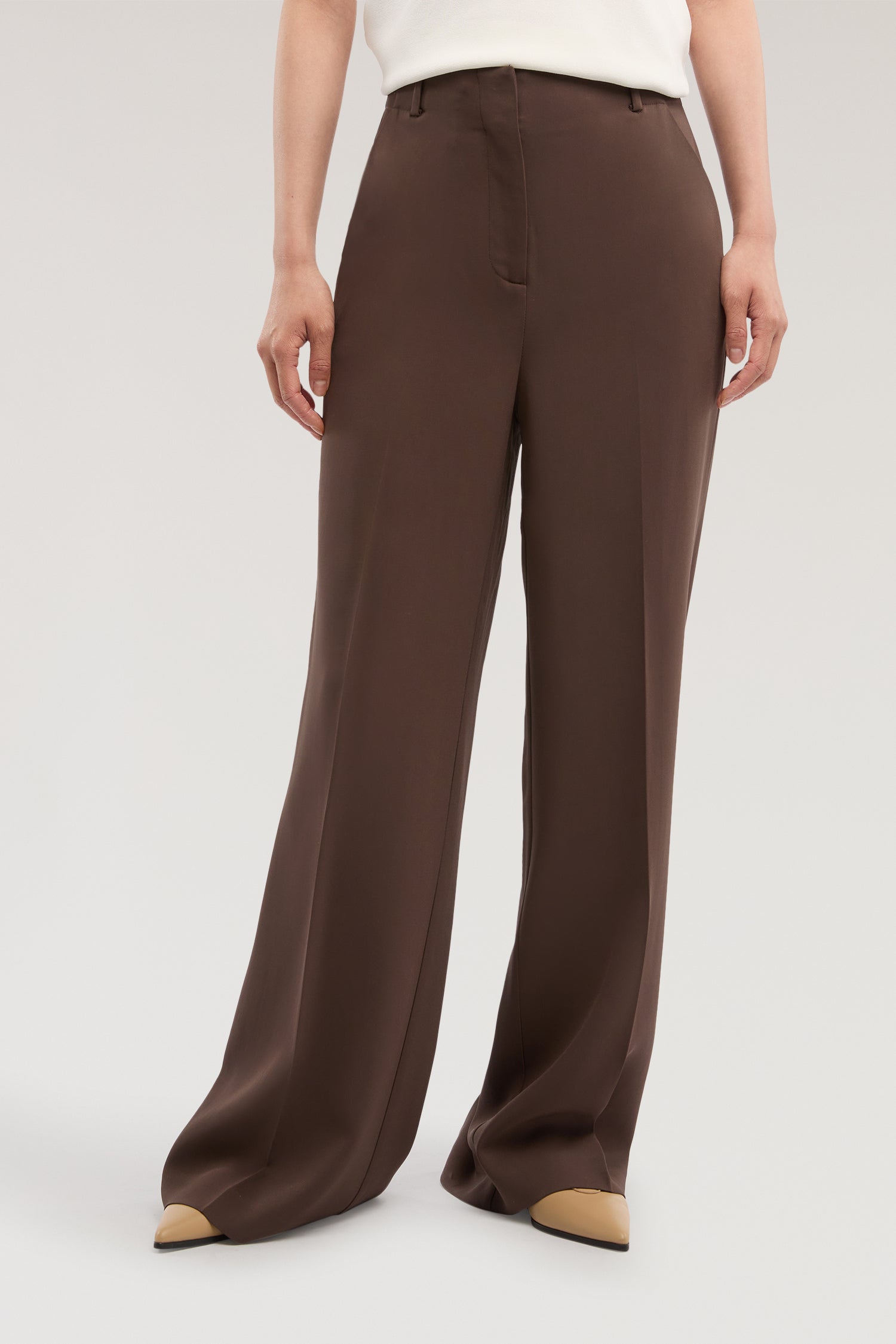 Pantaloni ampi in cady 2|c15695b281d0d12cc330351e941d128d680eb3442588360c079b46a932cec8c9