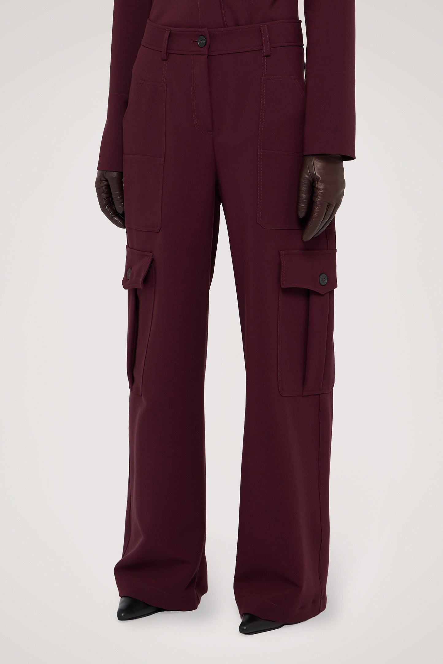 Pantalone a palazzo cargo in tessuto 1|af1608fd2446e7860ed7824fd4fafdfebee872815e6a4c0ca1c62d69b42dd889