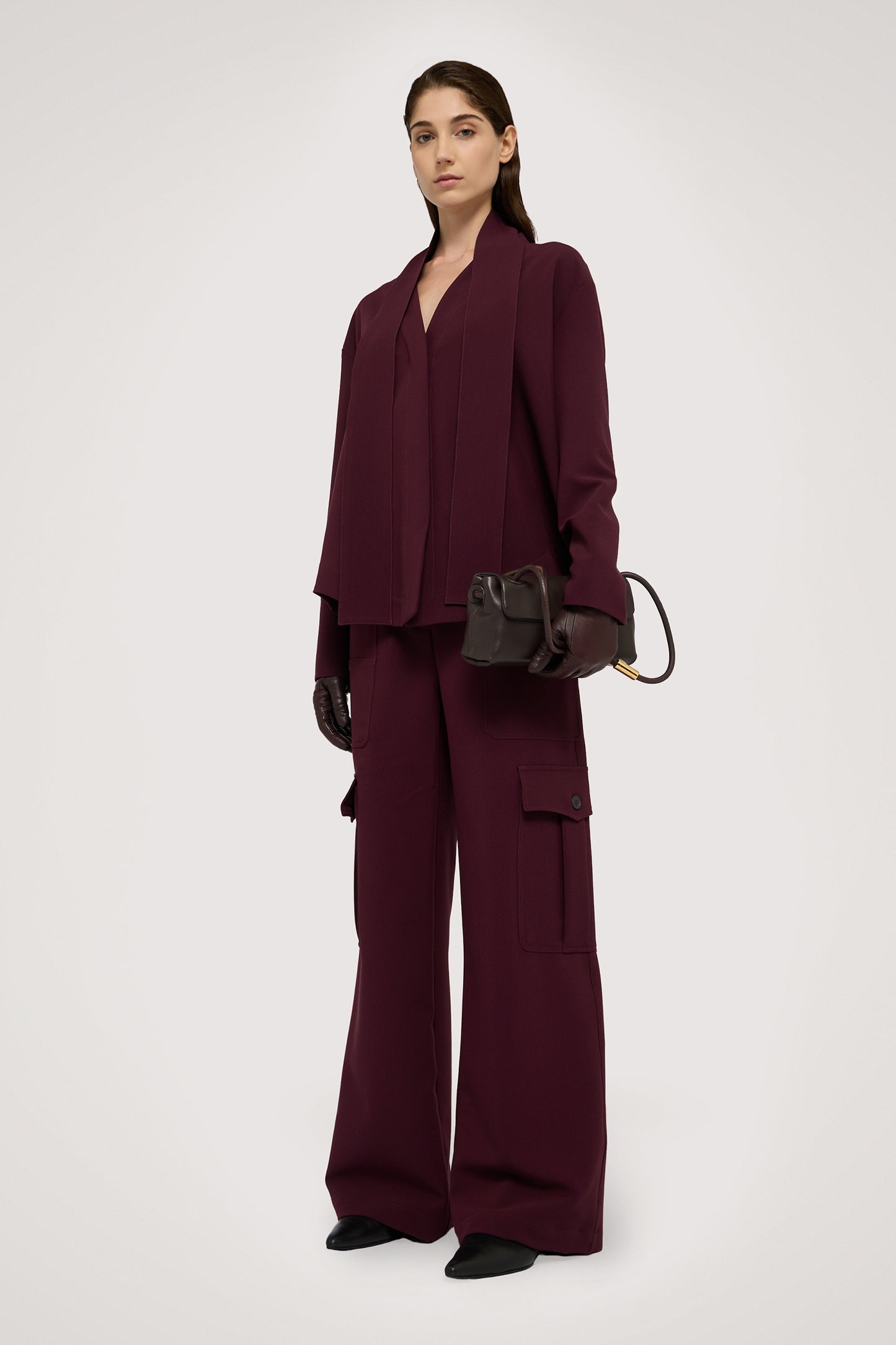 Pantalone a palazzo cargo in tessuto 4|95e2106531df8edd0e3827d15b94365ff01d37167c2c692e16c1c11e339de4bb