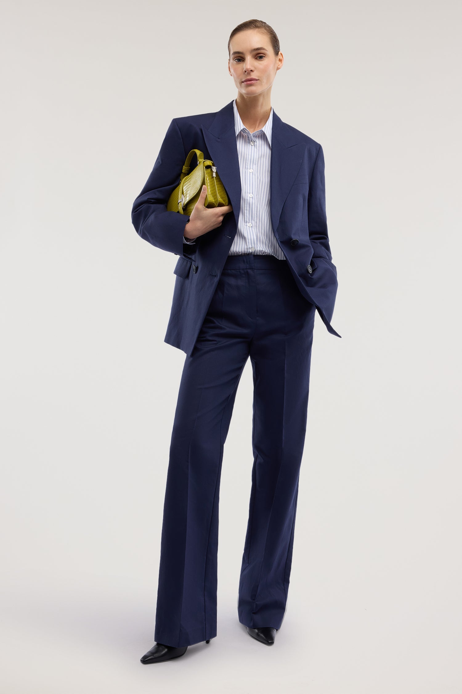 Pantaloni palazzo in cotone e lino 4|fe01ea575a265585d0de548056963d7de6bf627a8b8347f2b3094ecc82d1c7a6