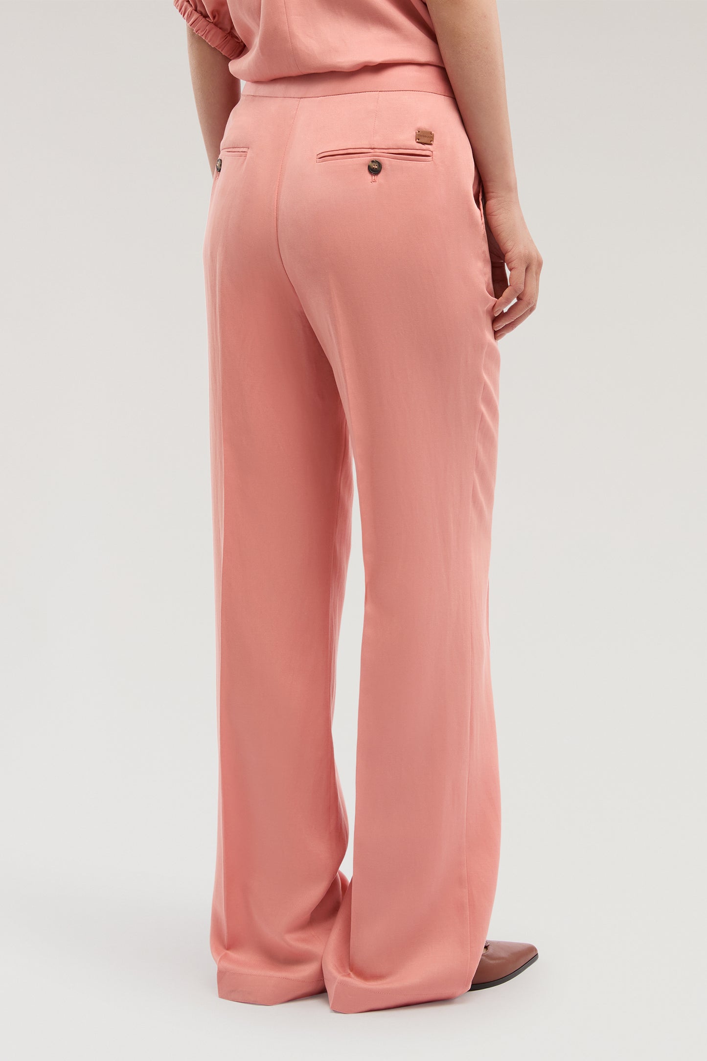 Pantaloni palazzo in lyocell e lino 4|7948402131e7c61ace71c4ee339d147eca69e8a8c8867c9f643db9a6be697eb8