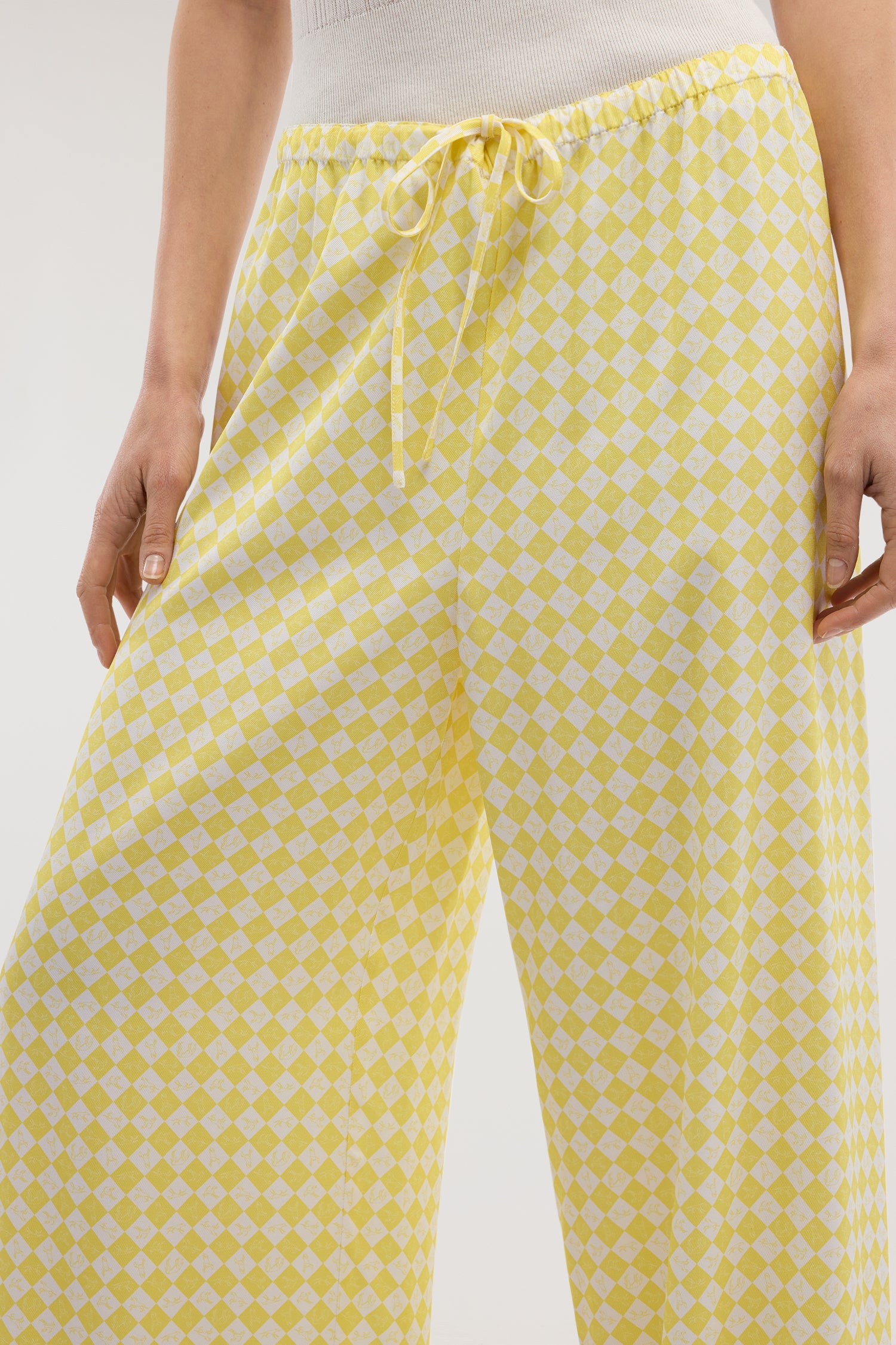 Pantaloni ampi con stampa in twill viscosa 3|95ef84275eef697791ff59657b3362aba262e1f6980ca261c86f3a3d2cc0b5ee