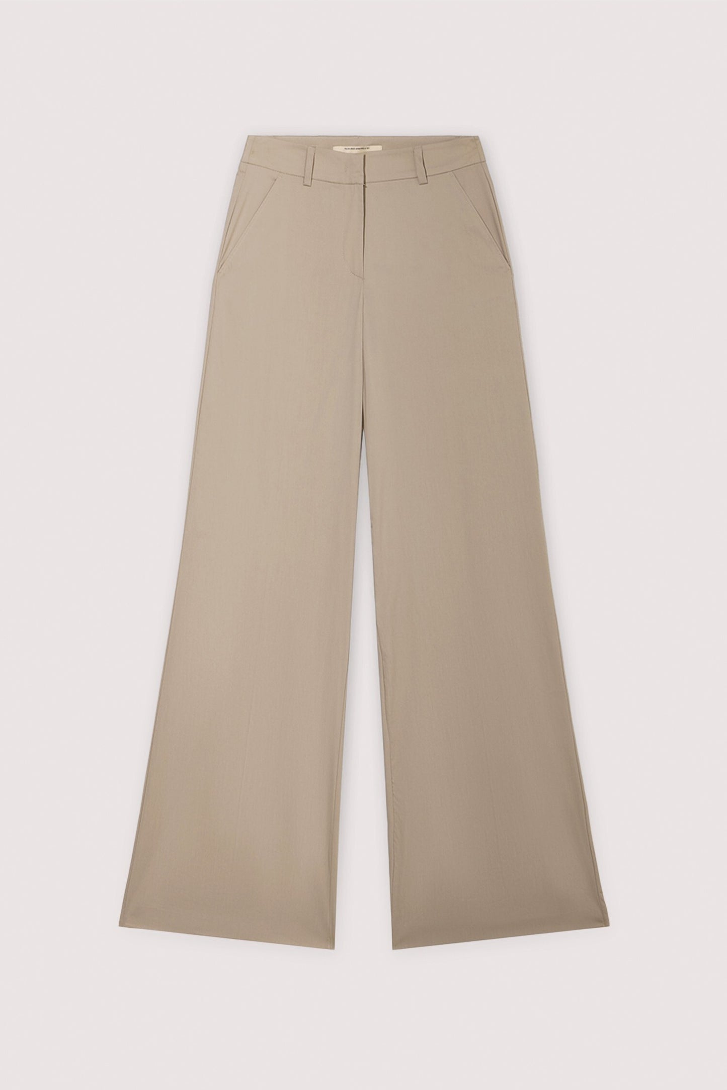Pantaloni ampi in cotone leggero 5|dde8bfb6381bfe918a45696784069e6b67dace560f9b510e5ca6e586a07889d1