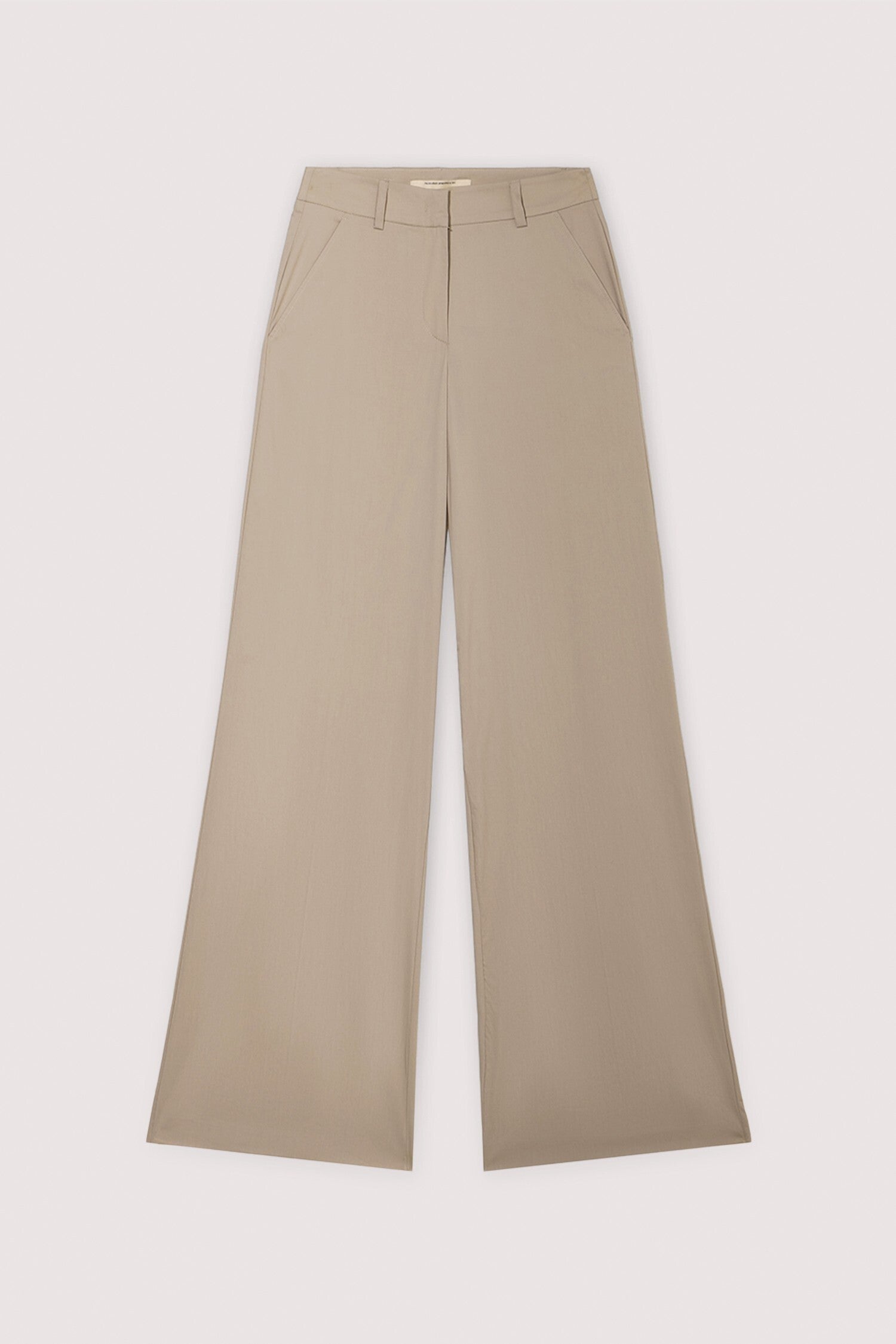 Pantaloni ampi in cotone leggero 5|dde8bfb6381bfe918a45696784069e6b67dace560f9b510e5ca6e586a07889d1