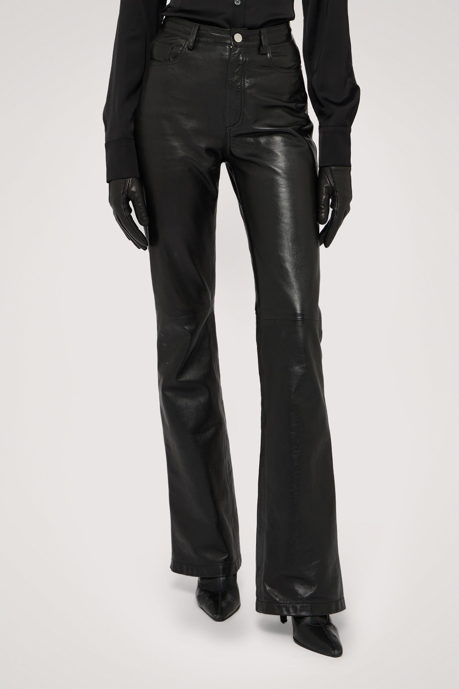 5 tasche flare in pelle 1|8ffe18f8a98f8fe71cca86de4d978fc5bf58c11b41c2e4a7fe6038eaf38e1e84