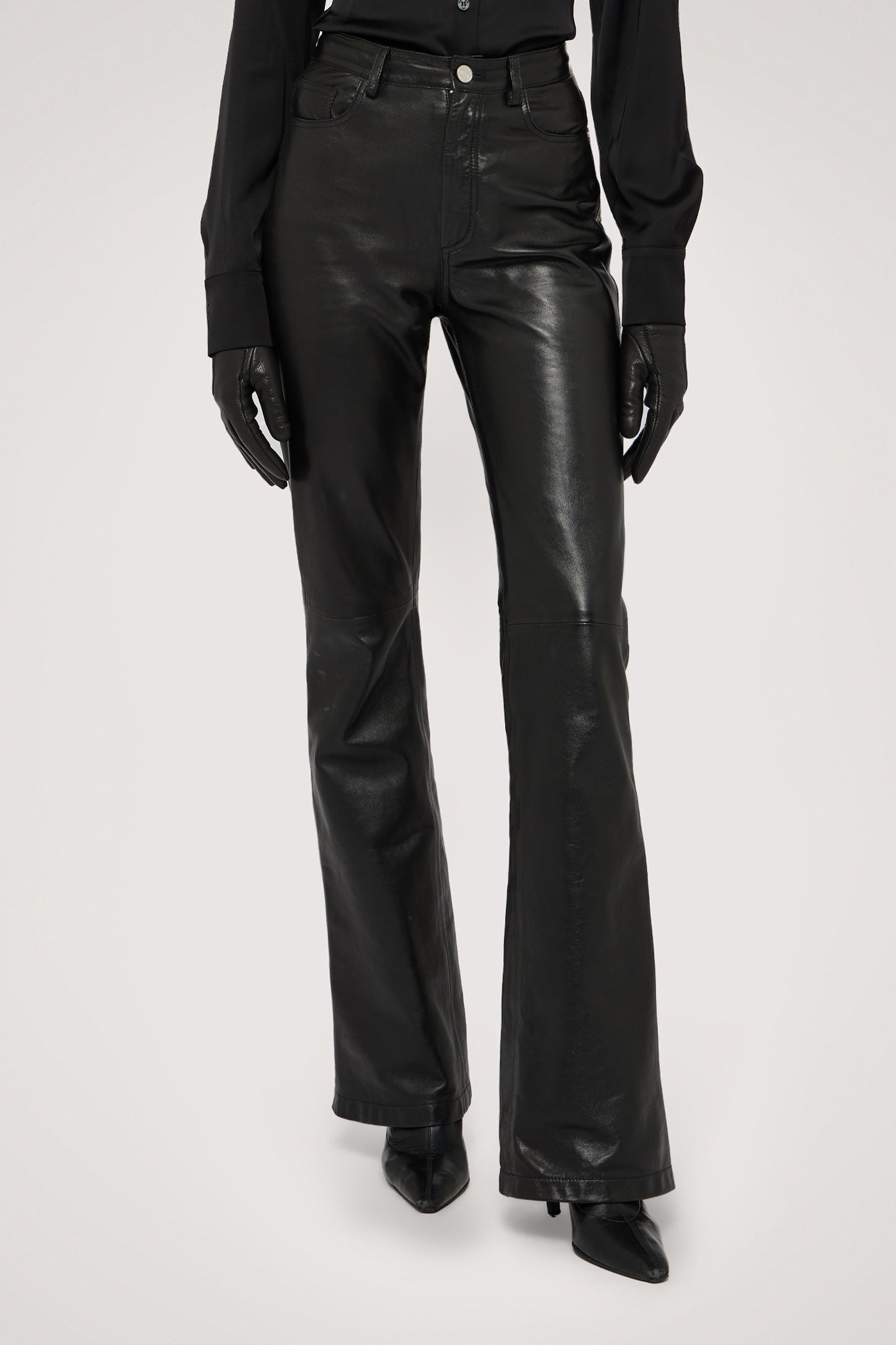 5 tasche flare in pelle 1|8ffe18f8a98f8fe71cca86de4d978fc5bf58c11b41c2e4a7fe6038eaf38e1e84