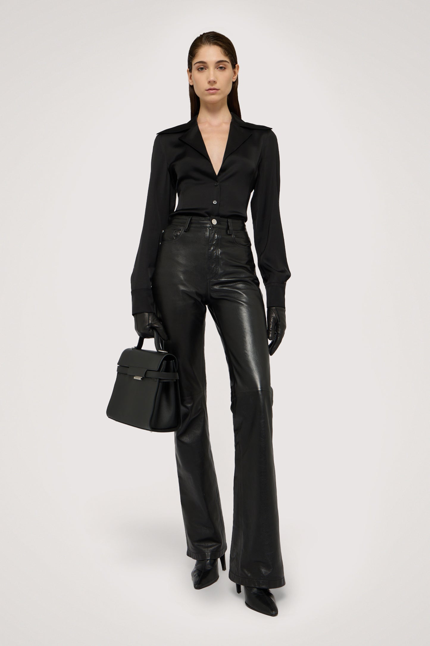 5 tasche flare in pelle 4|aa89ada5702d6b55632d681ed51c9f40b05e120f0273ac5c1bde15ad821f07df