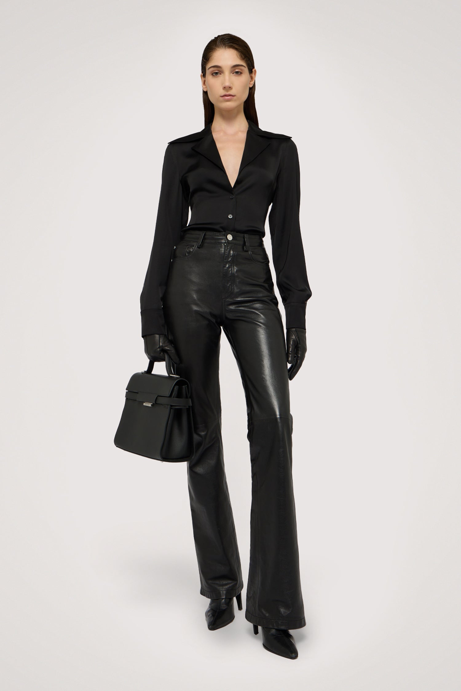 5 tasche flare in pelle 4|aa89ada5702d6b55632d681ed51c9f40b05e120f0273ac5c1bde15ad821f07df