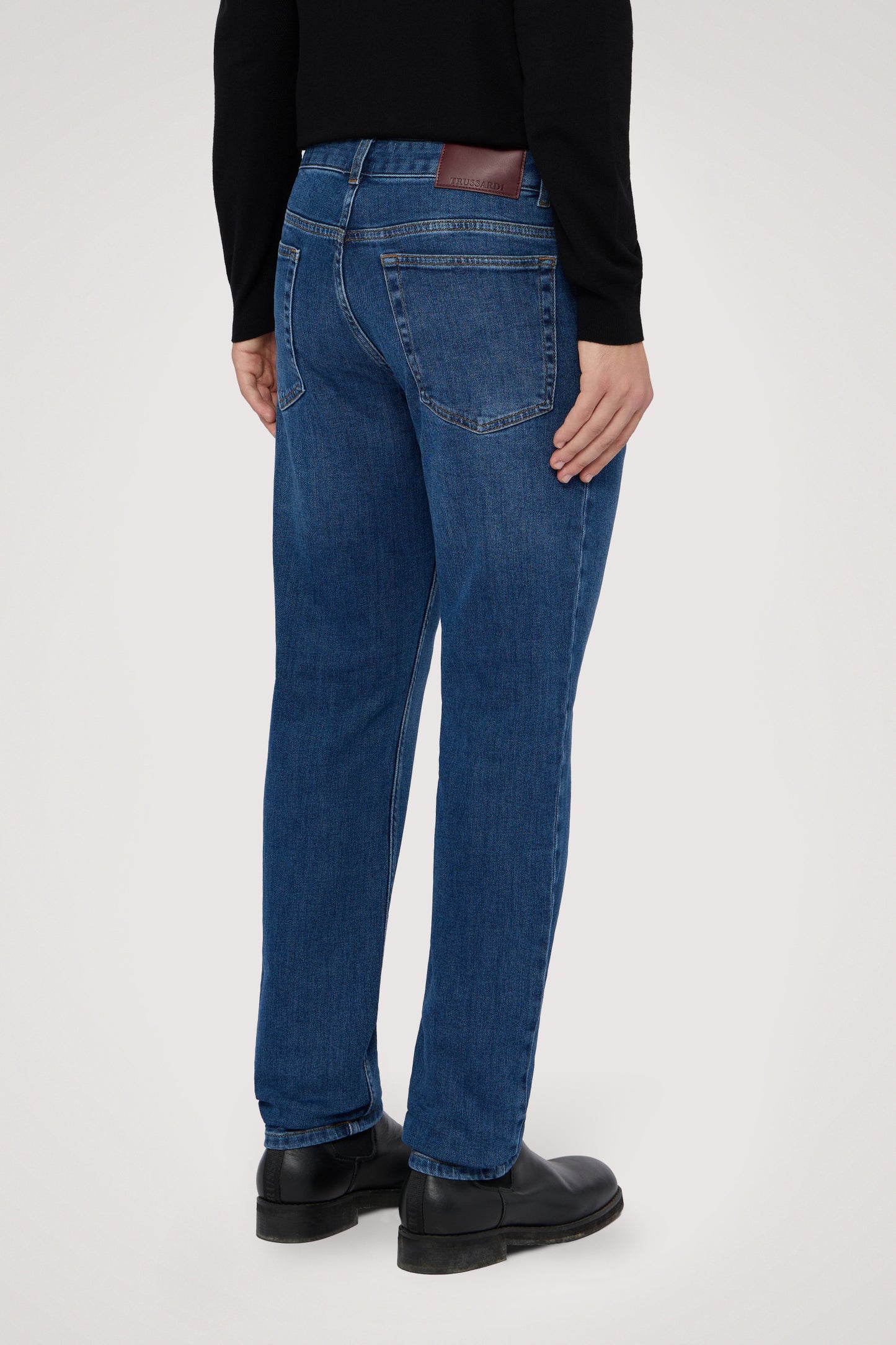 Jeans Slim 370 in denim super stone washed 2|b306a9964f8ea0cec40bf4a4c0754119eb6e676183819a6ae5b87d216360a16a