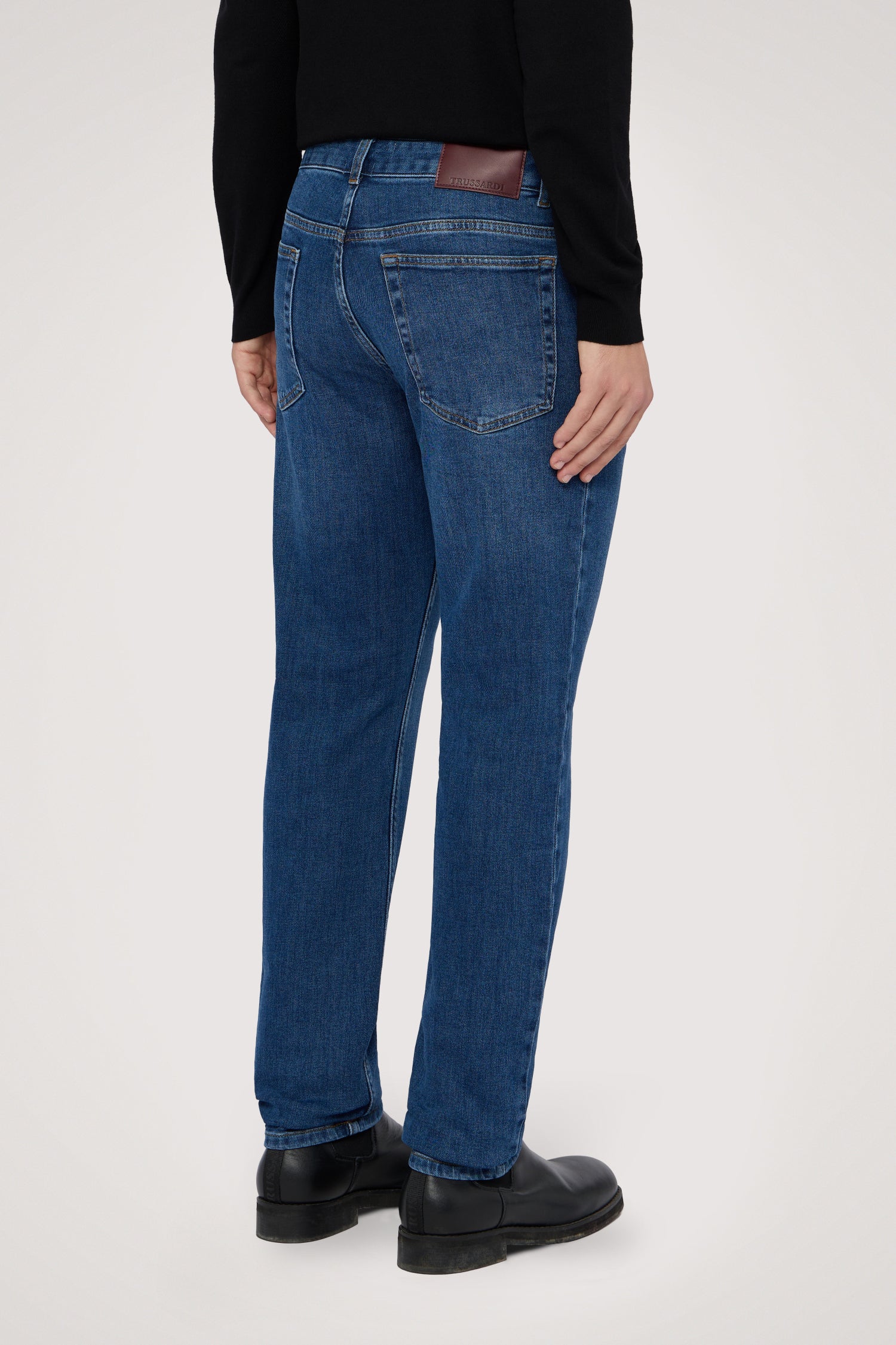 Jeans Slim 370 in denim super stone washed 2|b306a9964f8ea0cec40bf4a4c0754119eb6e676183819a6ae5b87d216360a16a