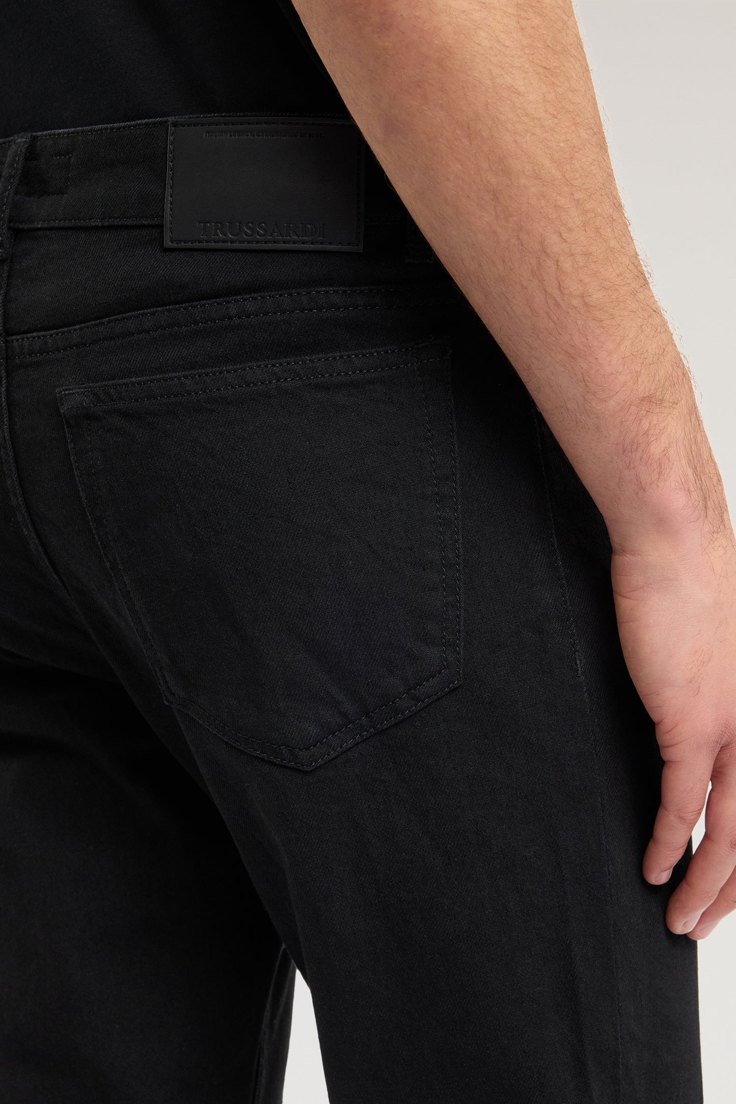 Jeans Slim 370 CLOSE in denim black rinse 3|a51b5eb800694c0a1c37c31d9a9c8fd4746bfa47ae7c959c81ab8c65a24ded02