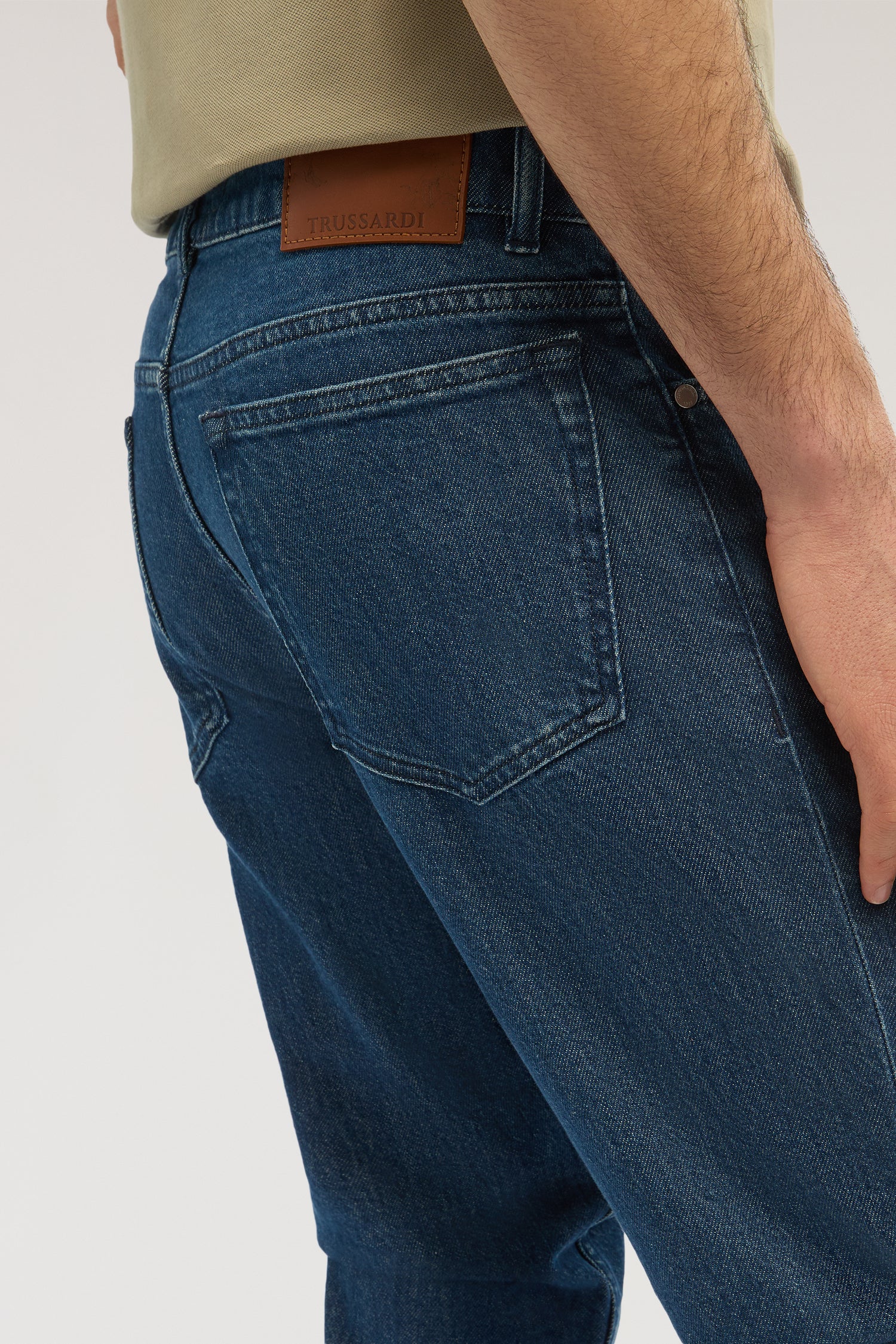370 Slim – Jeans in Denim Comfort 3|550dc9e013fbe57d8f0fa9bccf2ba2bdee919ca6e371bf9753f0f0d3c1364e2c