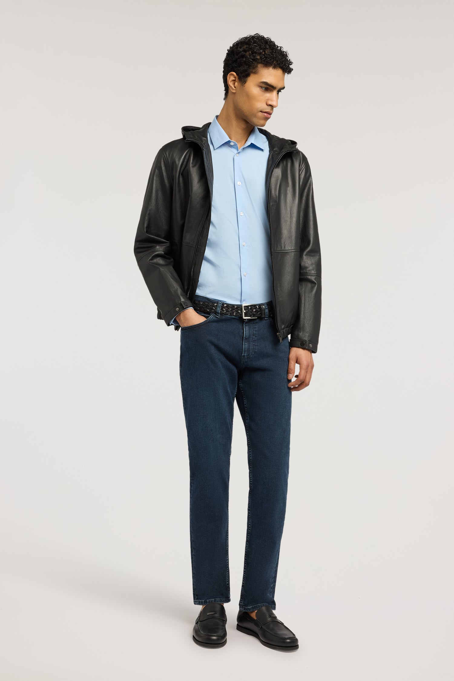 370 Slim – Jeans in Denim Comfort 4|d92343e8b232f7564d775f8064ce1d318ce451b46d935638992708e6a040908d