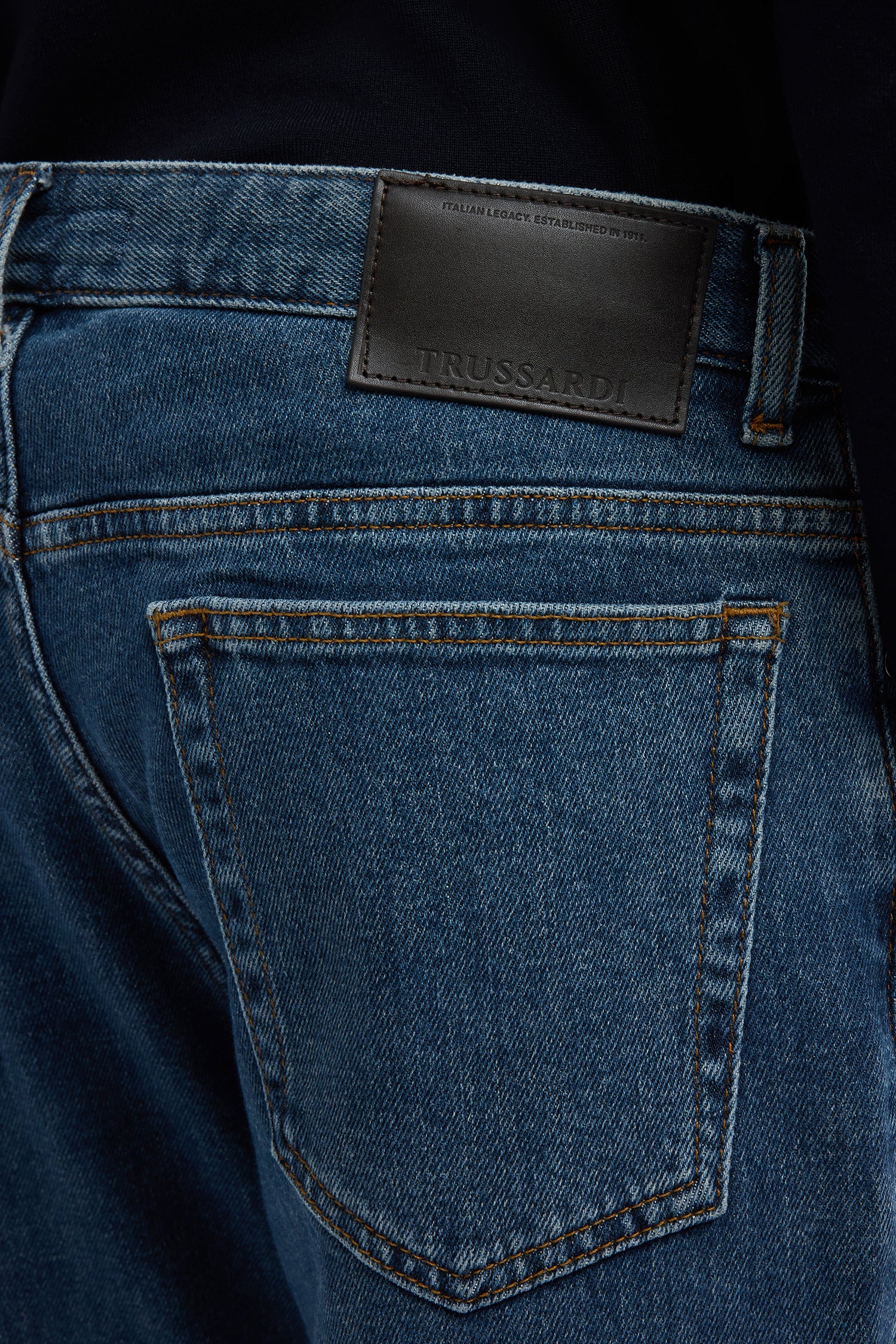 370 Slim - Jeans in Denim Comfort 2|e7ff3d3d089d287942de37f0c31a2dd8f0244a8ca666d42cdcb2de6bc249a534