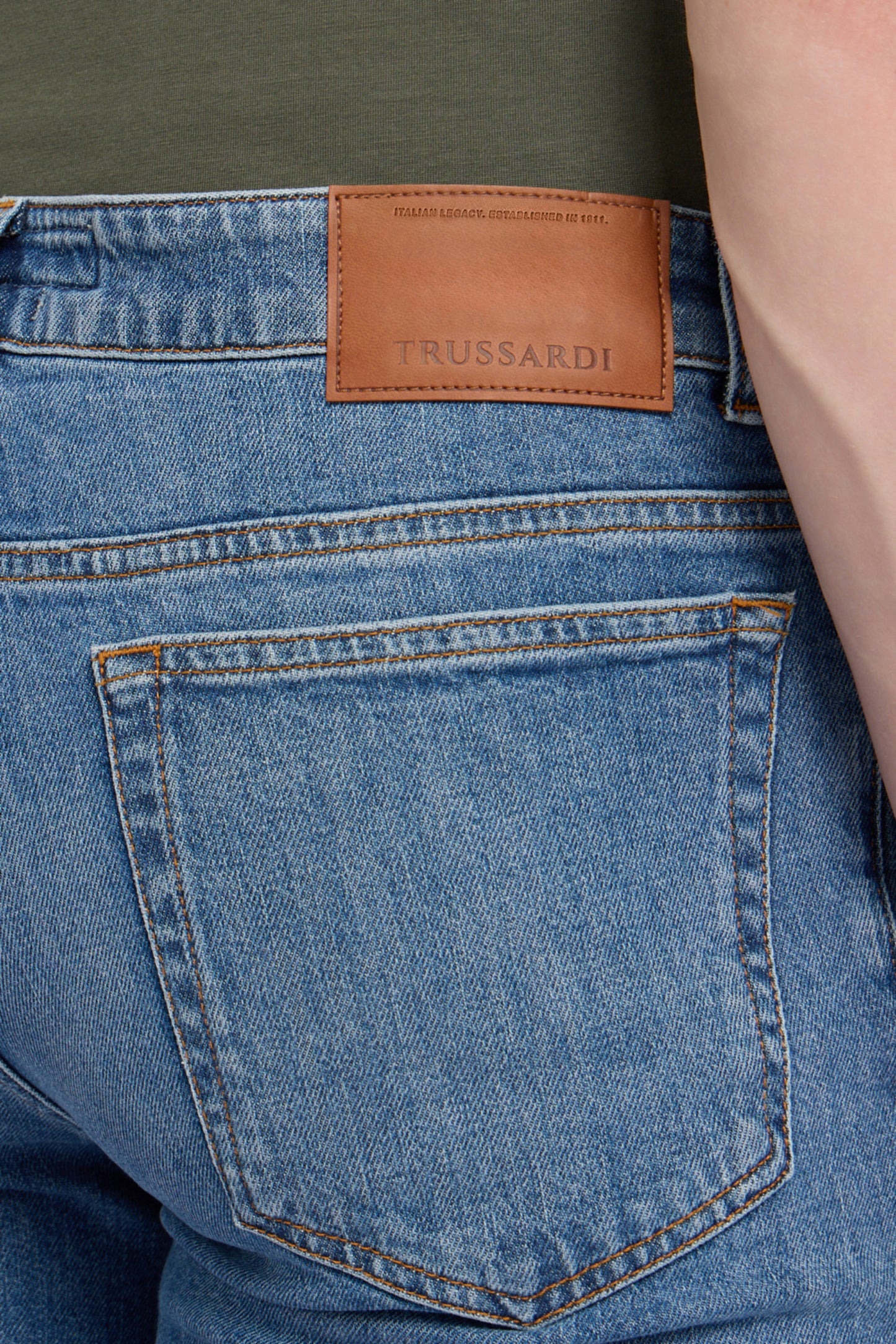 Jeans 370 slim fit in denim 3|2f3dfb5e94af346a8f13c176e31f636cedef1d71b37842db728f546b07265aa1
