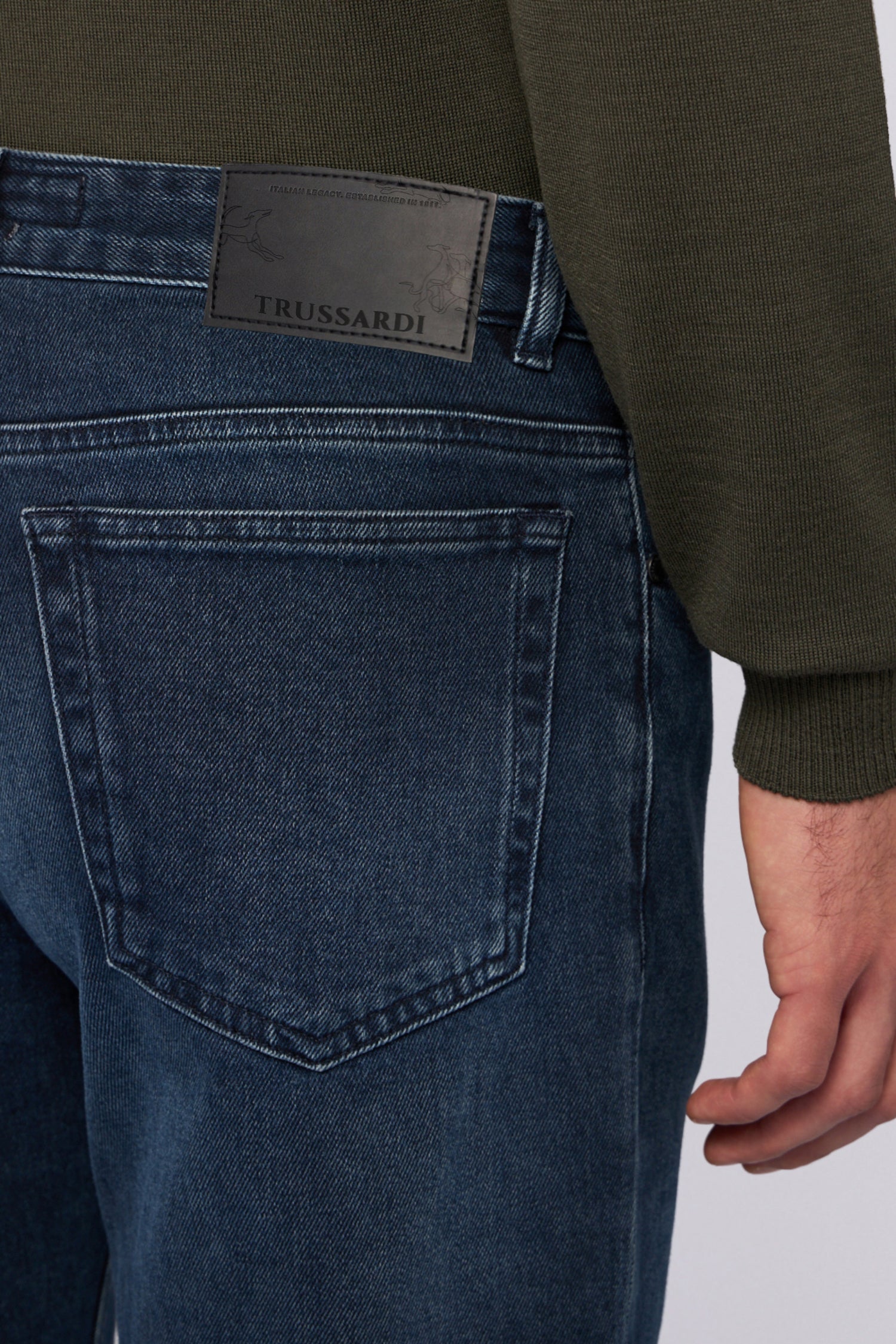 Jeans Regular 380 in denim stonewashed 3|2d9dcf3fa5262fc582e8caee526cc9b87e1e2743c1824bc967f8000330e868f7