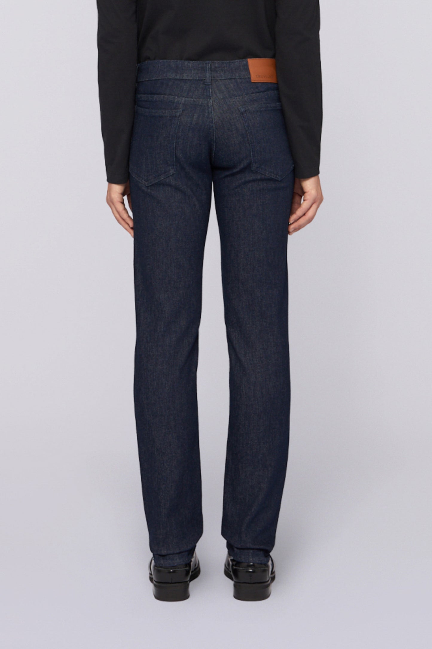 Jeans 370 slim fit in denim rinse 2|2a12e57ac1bcd2816cefe71d1a4bb2f66bf046b122fa2d1df18049d91e6f1657