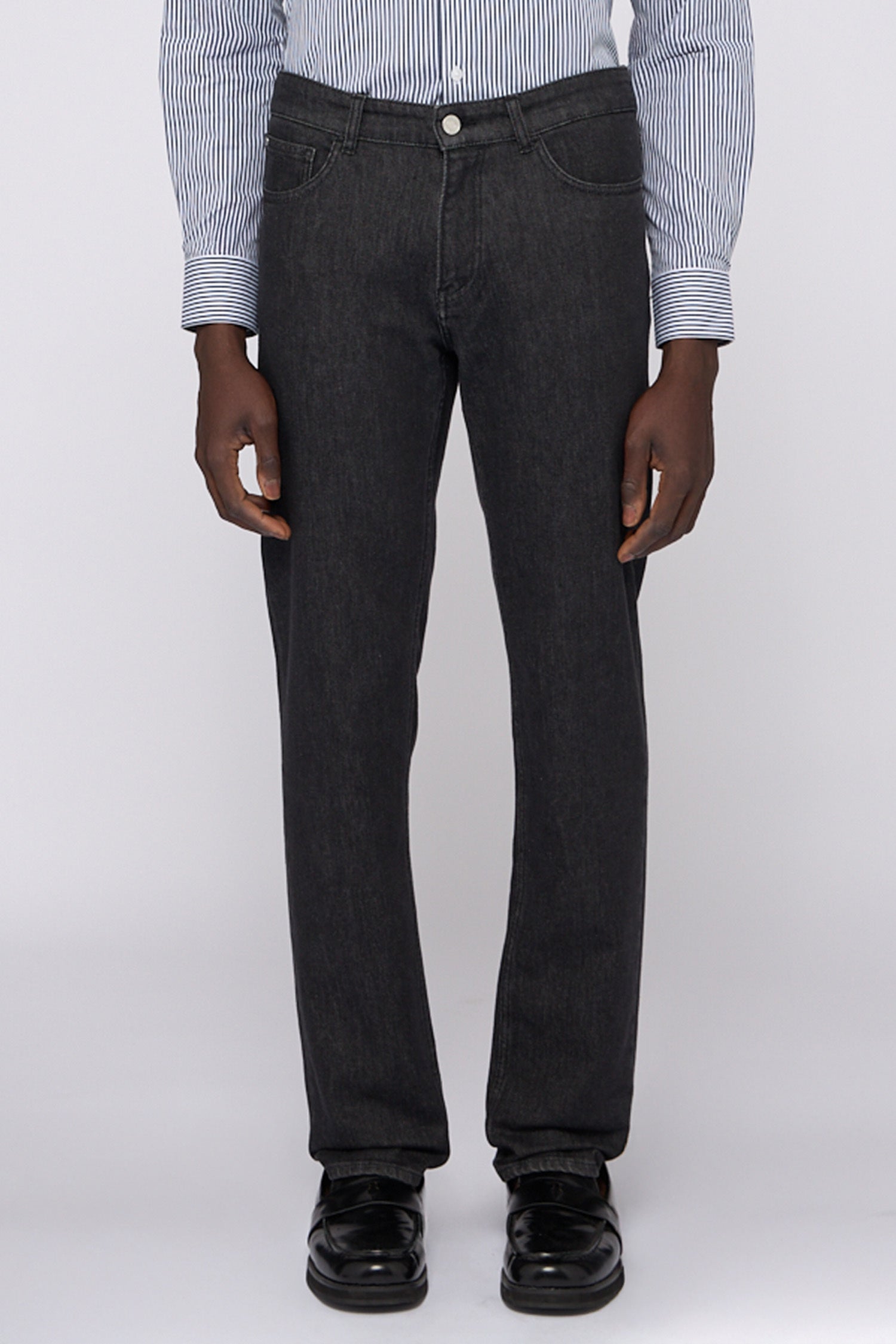 Jeans 370 close fit in denim stone washed 1|c0b0359953e98025cb754c14bc7f47aaee72e4dd9716d91d2a97b4959986021a