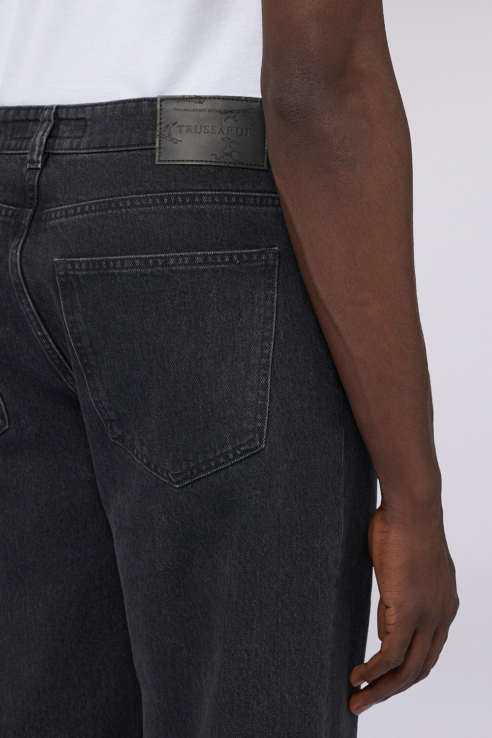 Jeans The Dynamic 390 regular straight in denim 3|1ecc4d1b62e3a0bfc46fc44d38070098281574d0b6e833f2aeef620c2200fa93