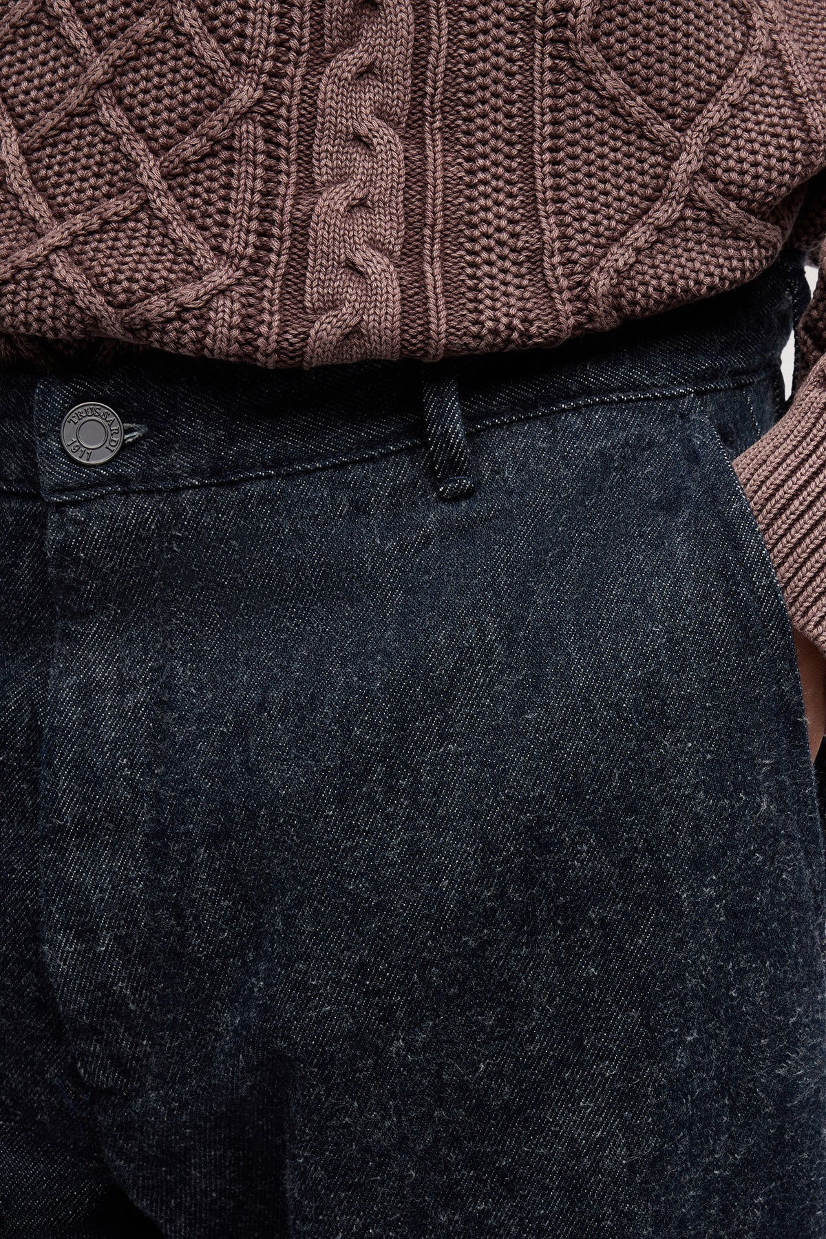 Jeans Regular 302 in denim bottonato cardato 5|f76a28e9bd4e227305f0906697d8a6d5735cf700f4baf3907d876a9703c0ceaf