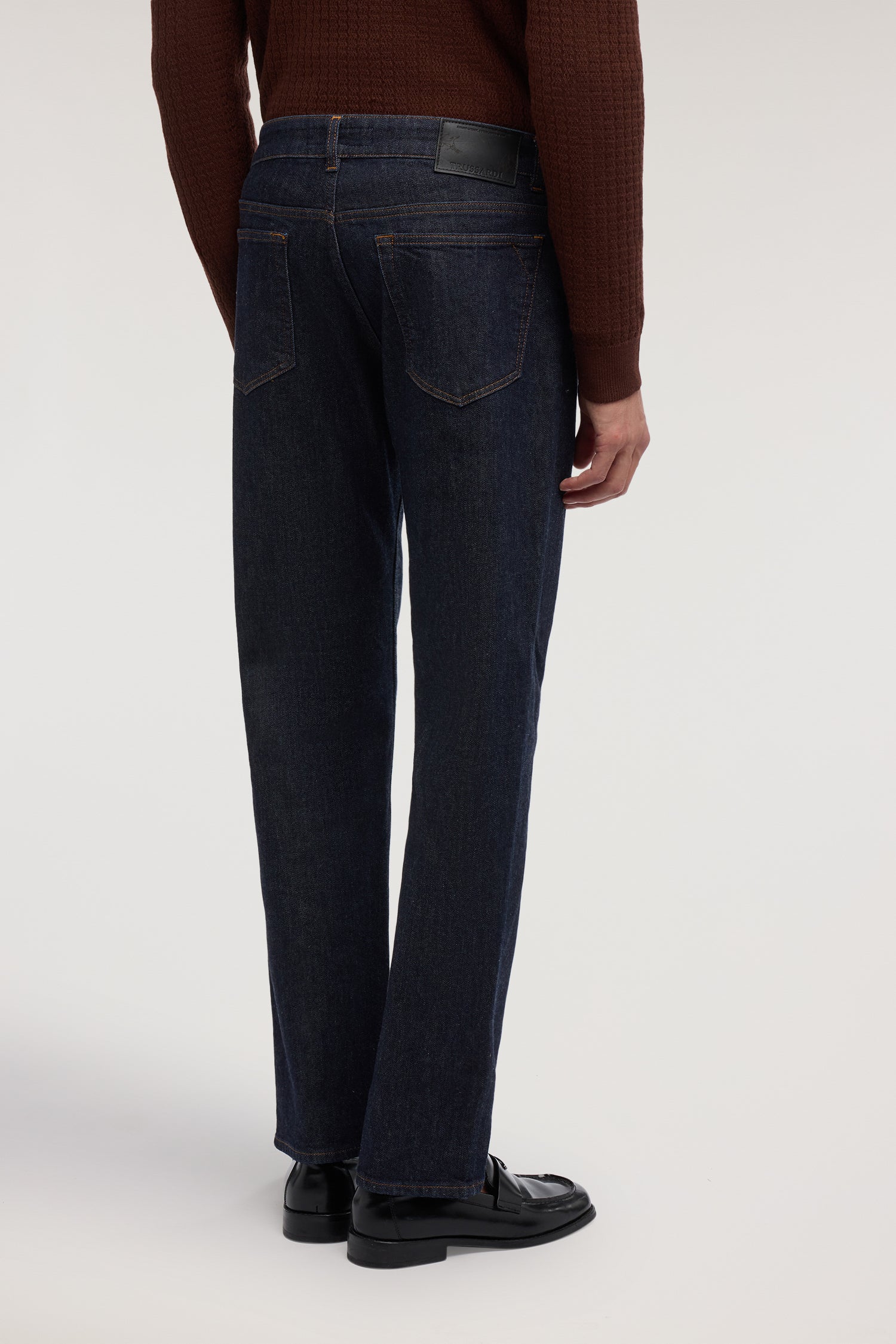 Jeans Straight 380 ICON in denim con cashmere 4|85c7d7ef47b37845b9e8fc0a3796269deda24c1d889b03252a750fd3ec958355