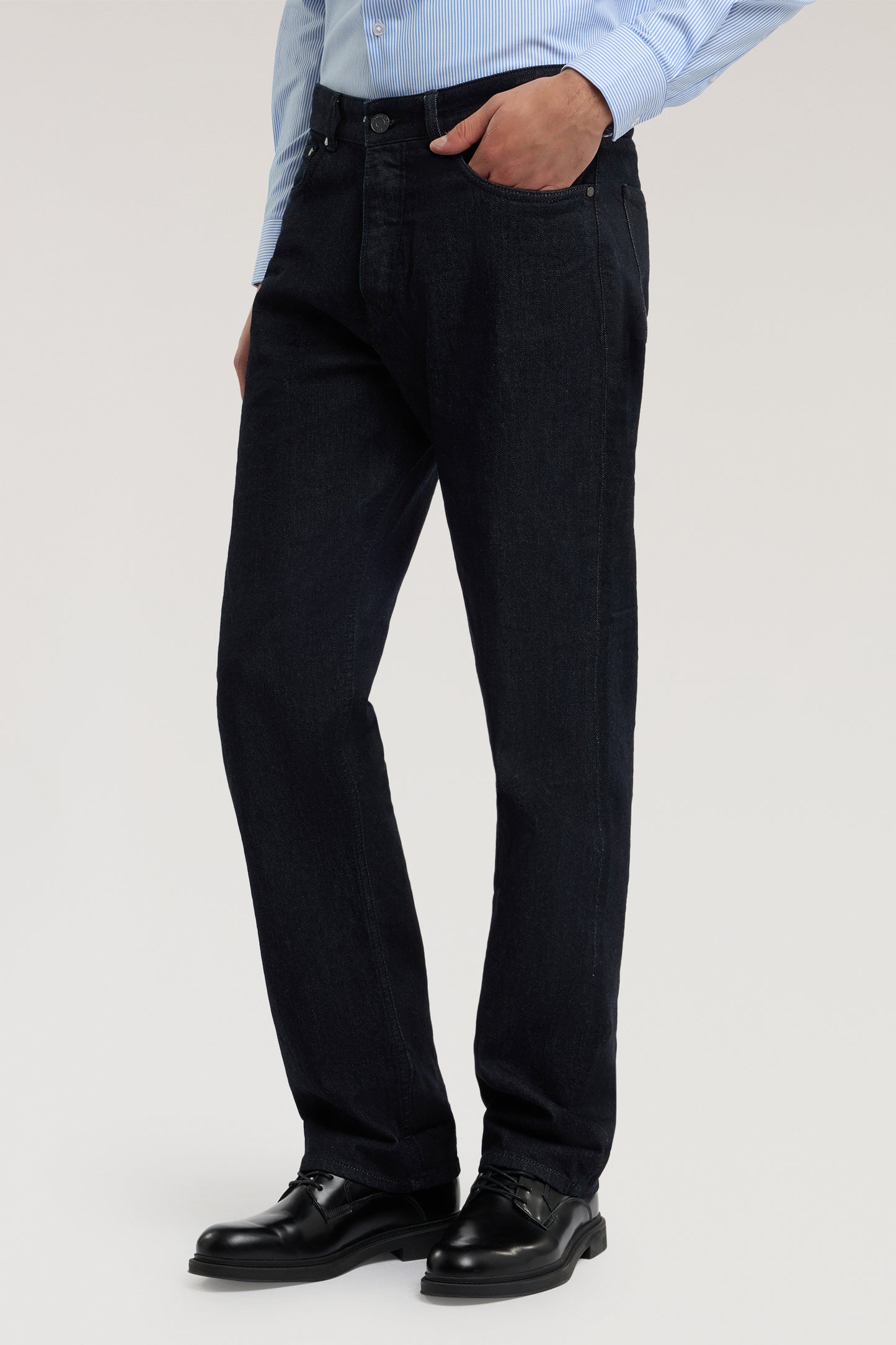 Jeans Regular Straight 390 DYNAMIC in denim 1|5b2537a66d4f2ea532541cff6be29c150a9e153c64741bea55af7cdea711ba0f