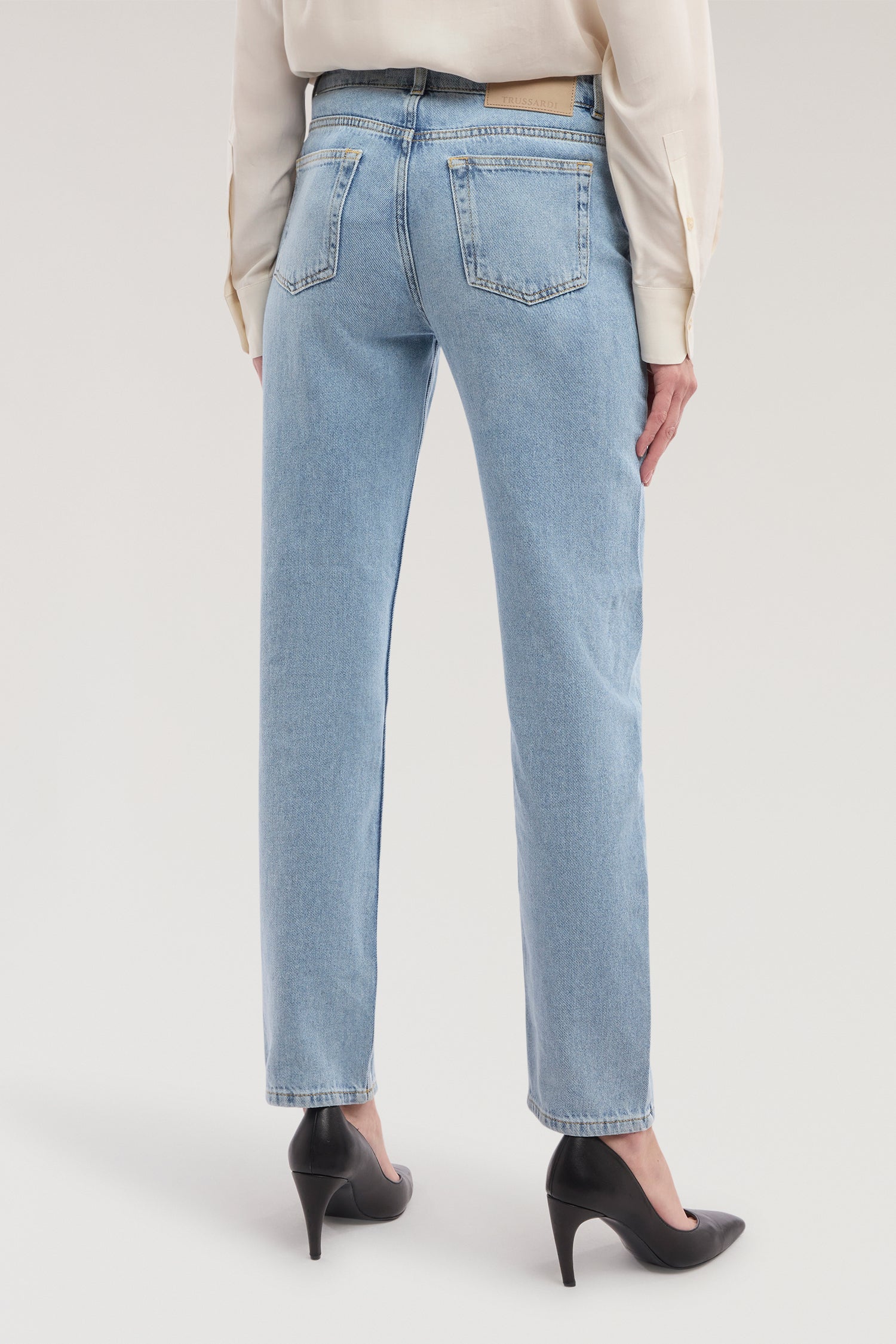 190 Straight – Jeans in Denim di Cotone 2|76e22f82df14680589f0684d4ac76dac9af287cf3922ba9549aa5d6bc41c5ba7